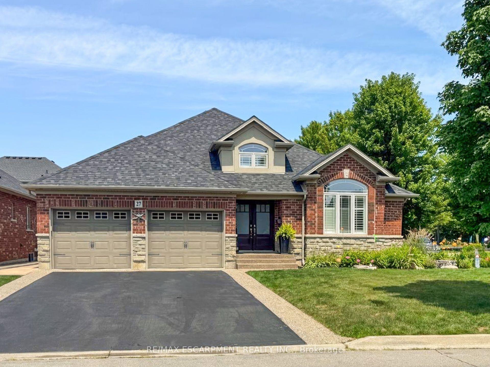 27 Carver Drive, Hamilton — Detached for sale, photo 1