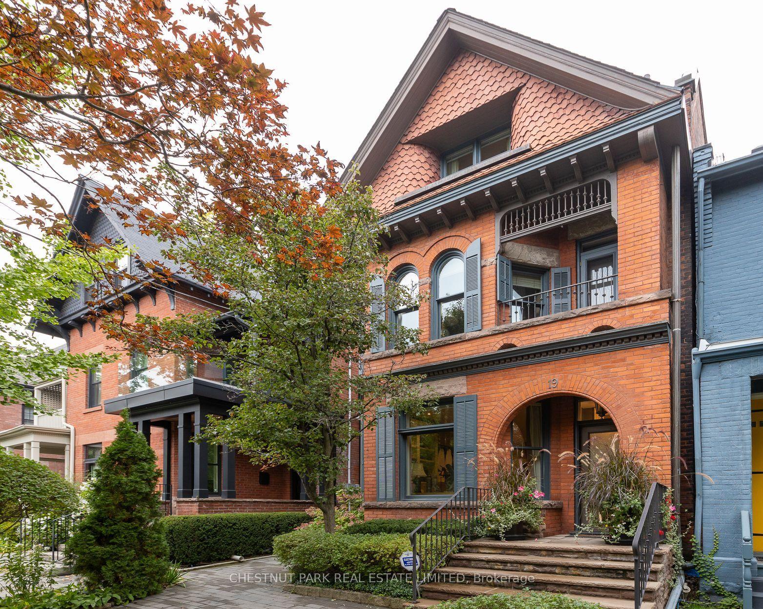 19 Admiral Road, Toronto — Detached for sale, photo 1