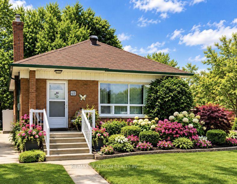 68 Elfreda Boulevard, Toronto — Detached for sale, photo 1