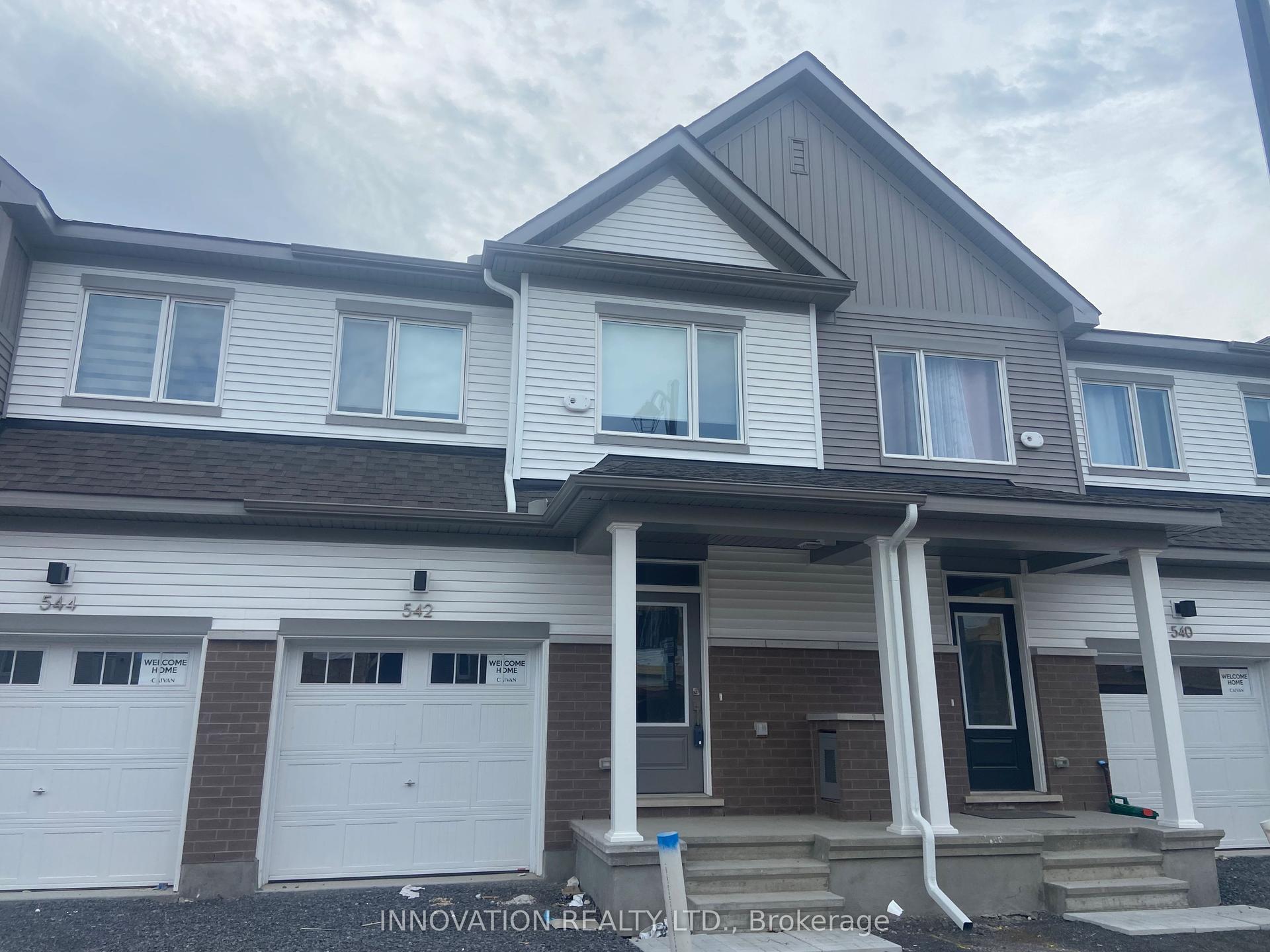 542 Promontory Place — photo 1