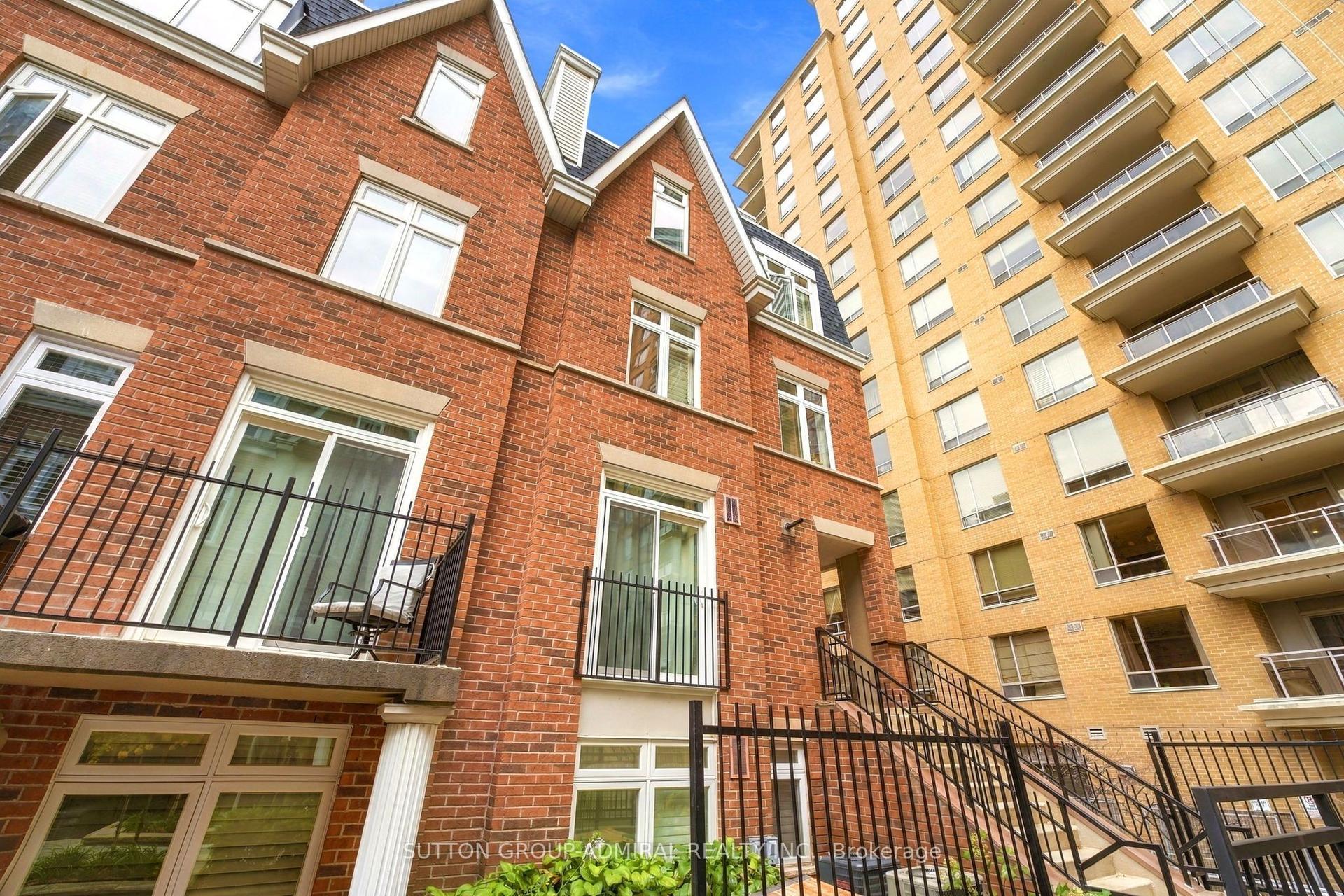89 Lillian Street 27 #27, Toronto — Condo Town for sale, photo 1