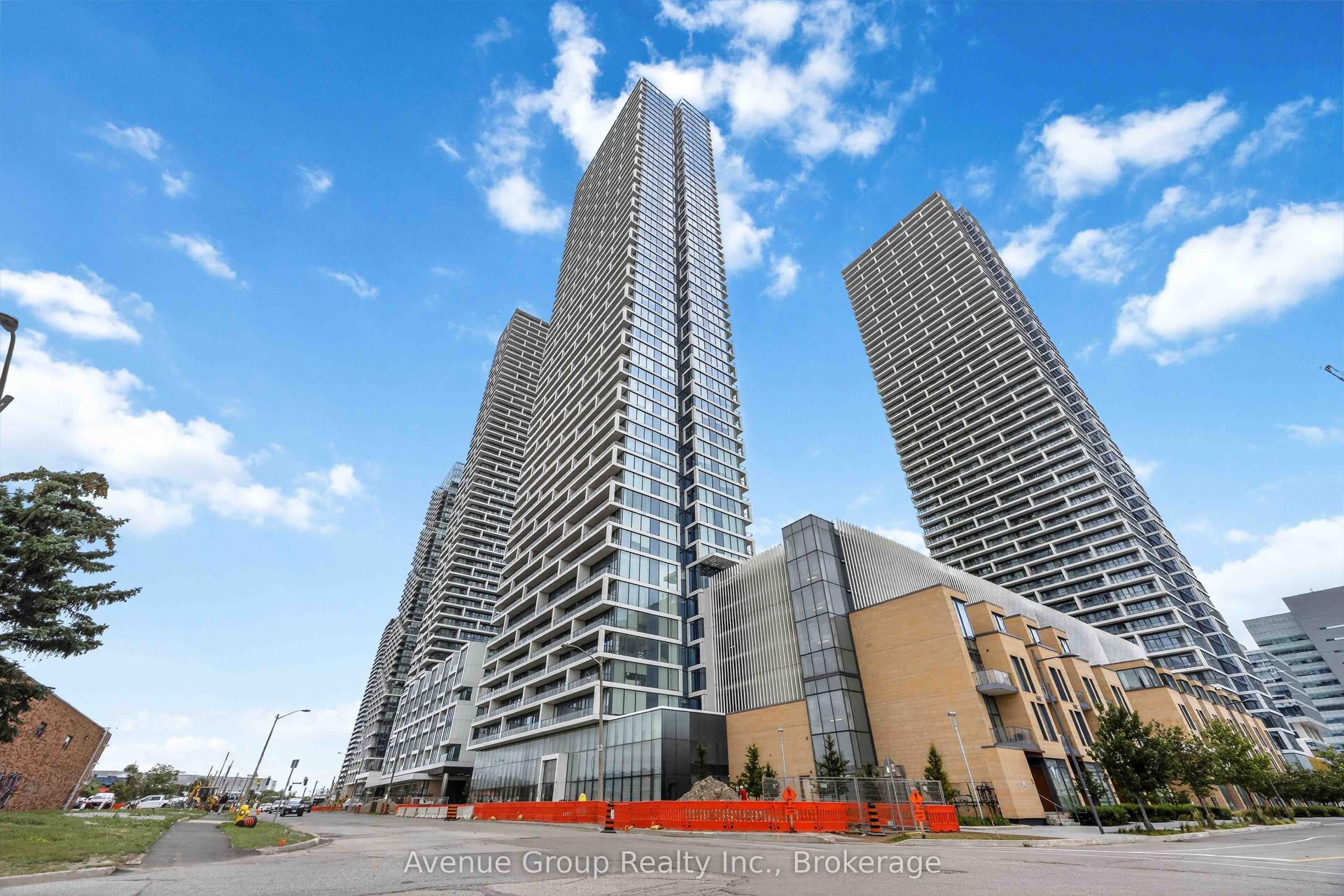 898 Portage Parkway 2106 #2106, Vaughan — Condo for sale, photo 1
