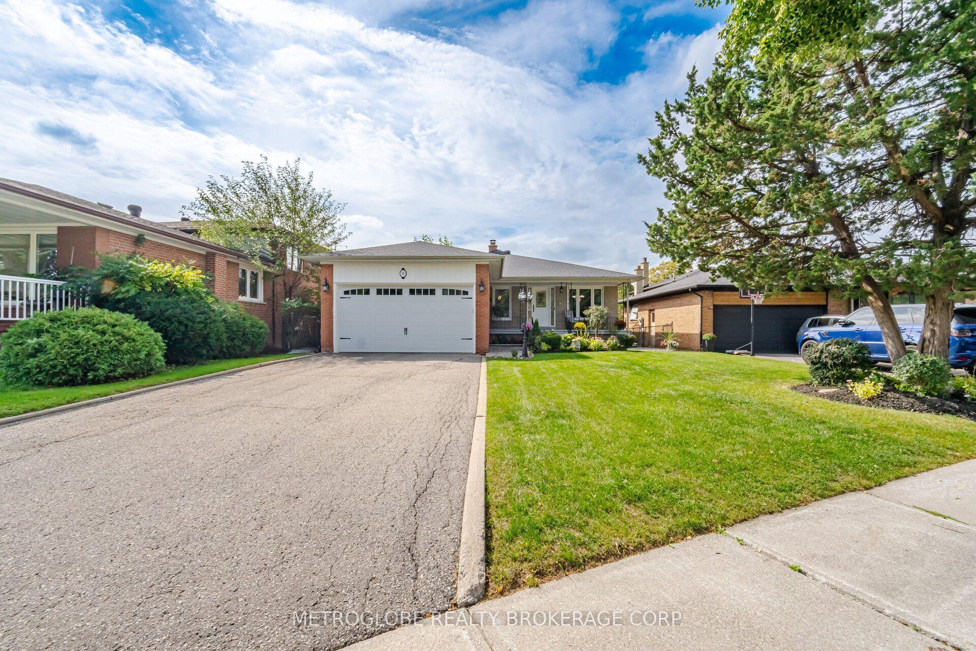 28 Eldorado Court, Toronto — Detached for sale, photo 1