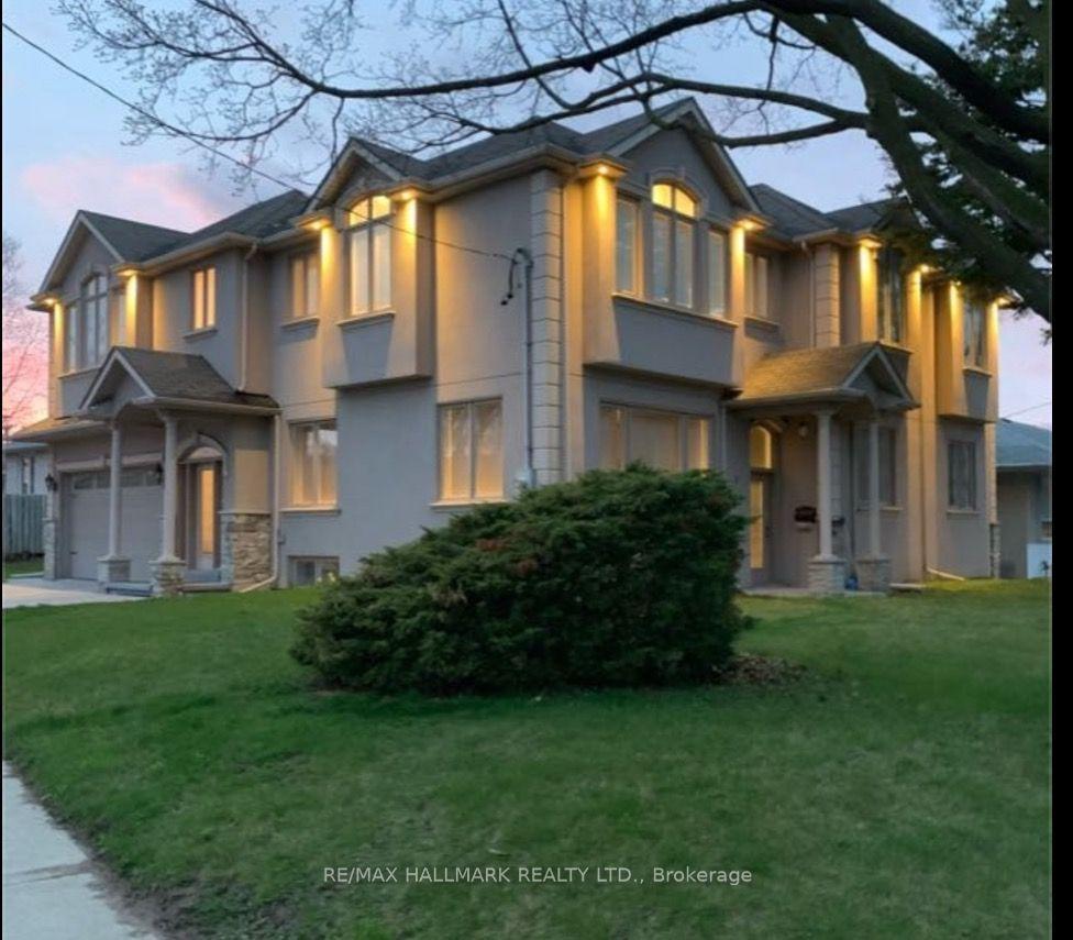 6 Griggsden Avenue, Toronto — Detached for sale, photo 1
