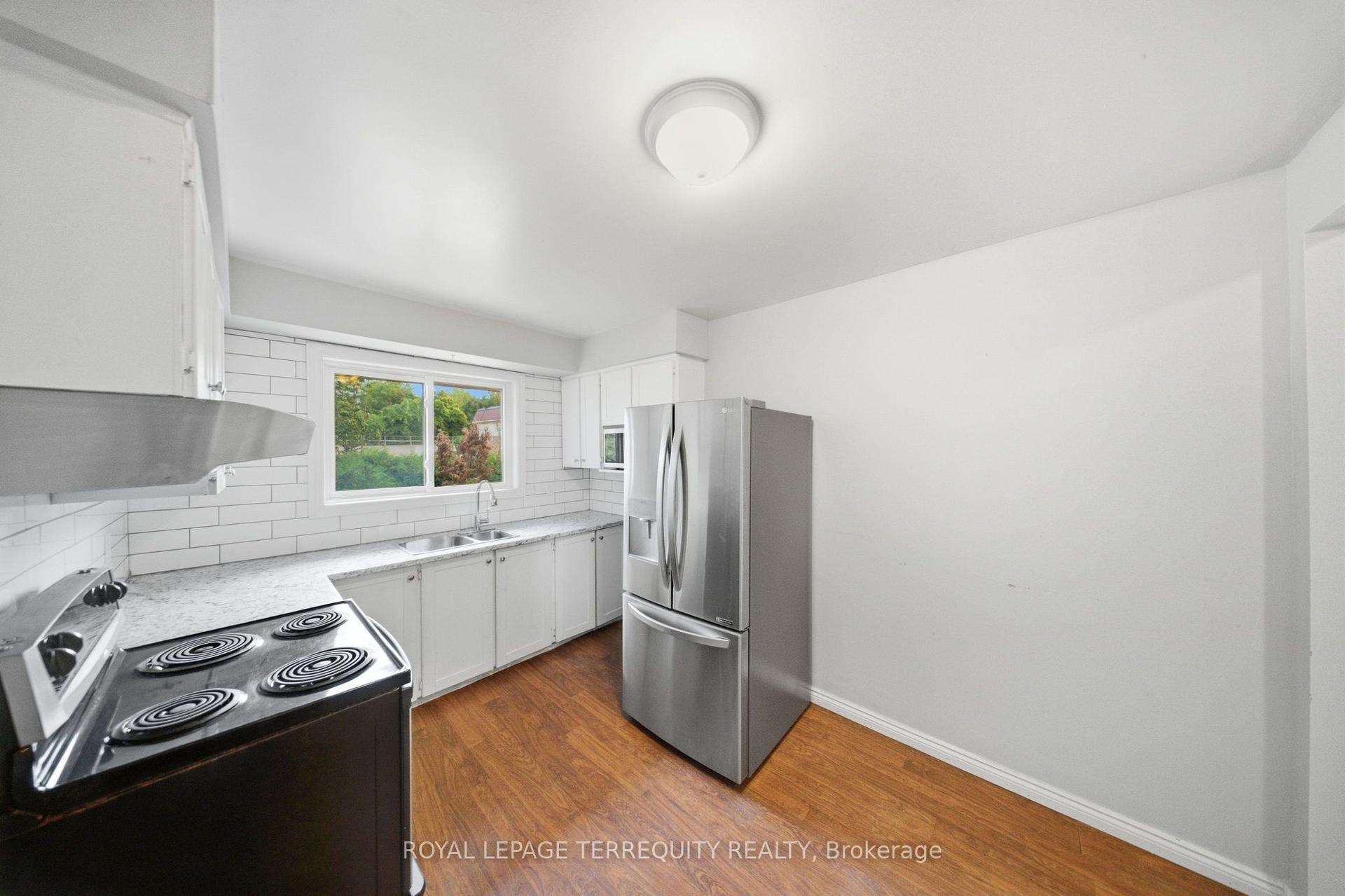 506 Normandy Street 21 #21, Oshawa — Condo Town for sale, photo 1