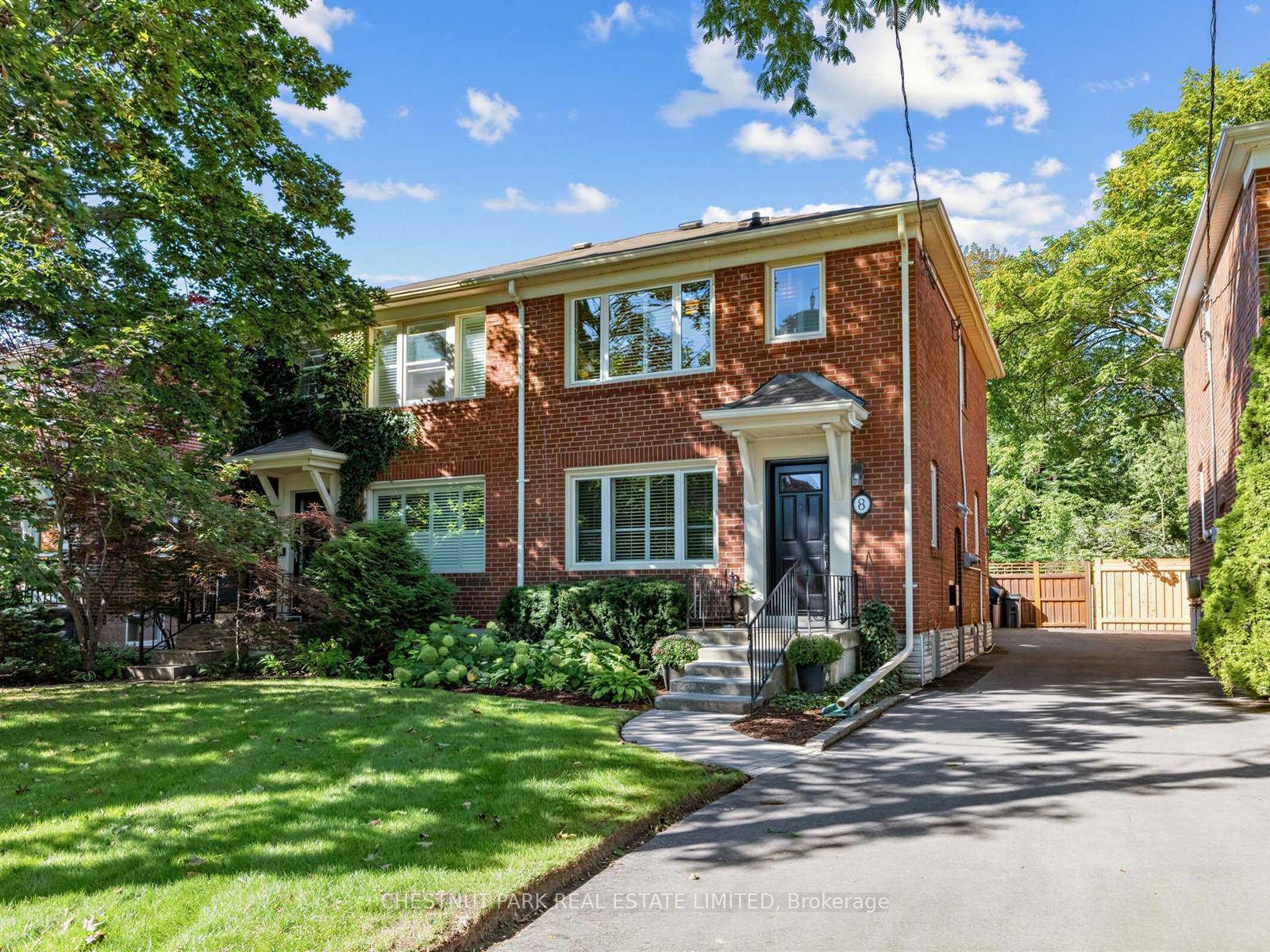 8 Beaufield Avenue, Toronto — Semi-Detached for sale, photo 1