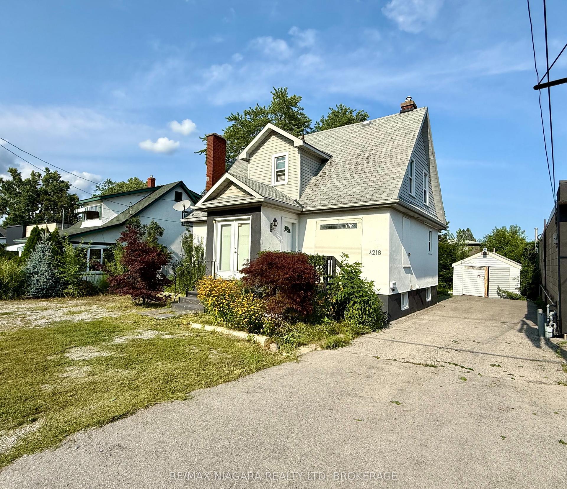 4218 Drummond Road, Niagara Falls — Detached for sale, photo 1