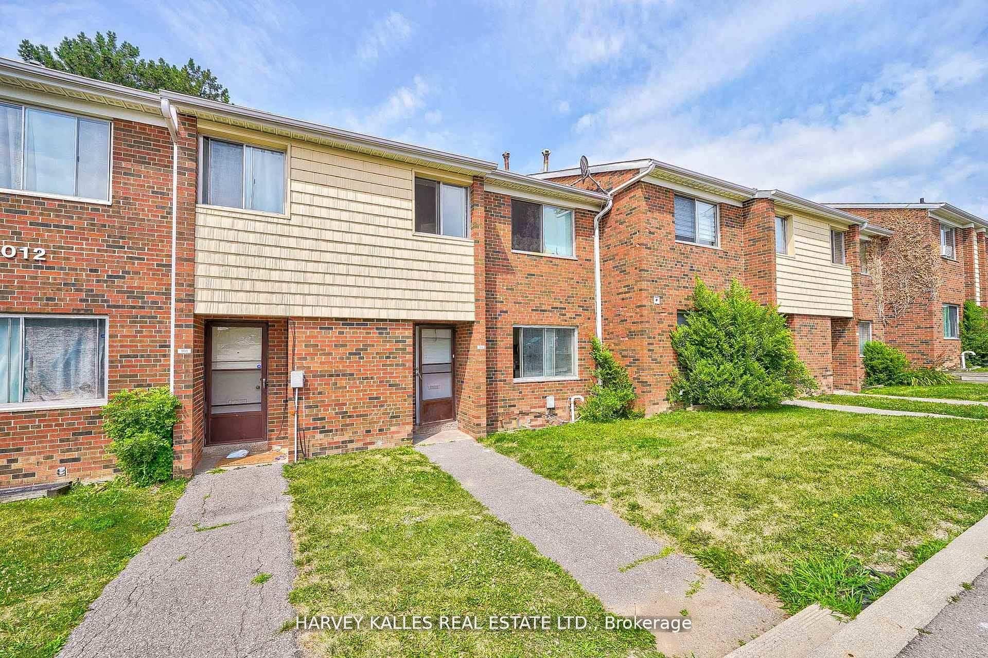 2000 Sheppard Avenue W TH511 #TH511 — photo 1