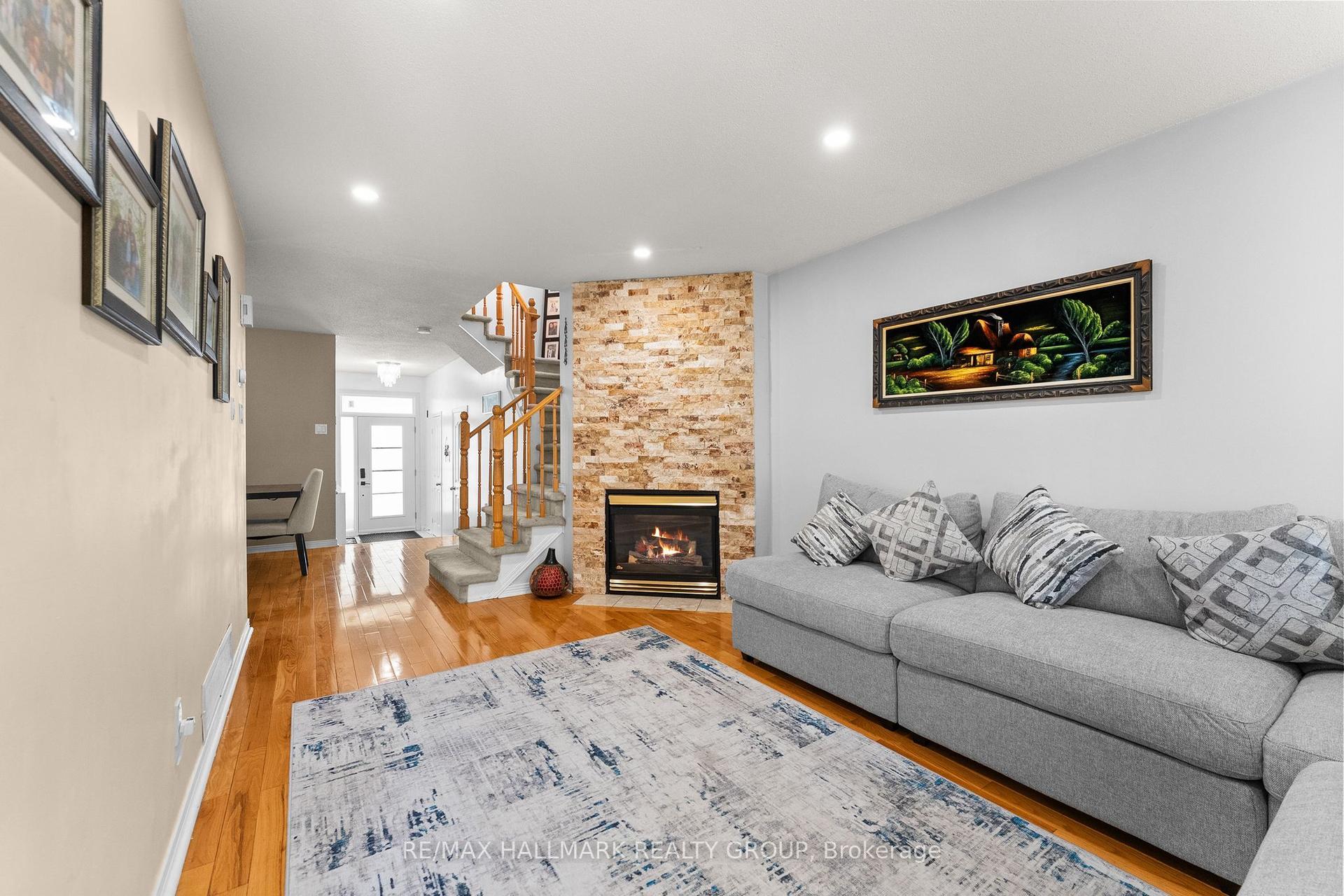 1157 Marchant Drive — photo 1