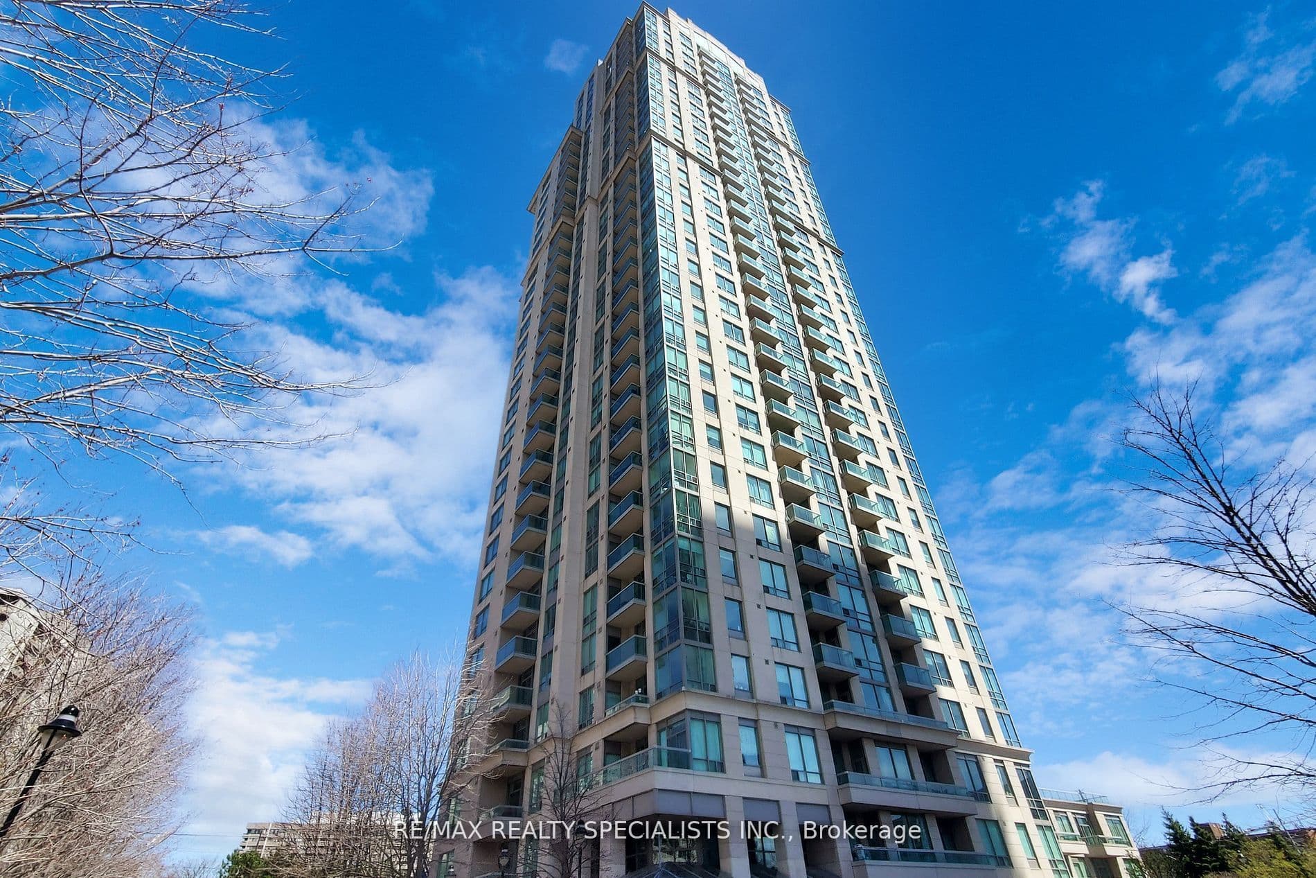 3504 Hurontario Street 307 #307 — photo 1