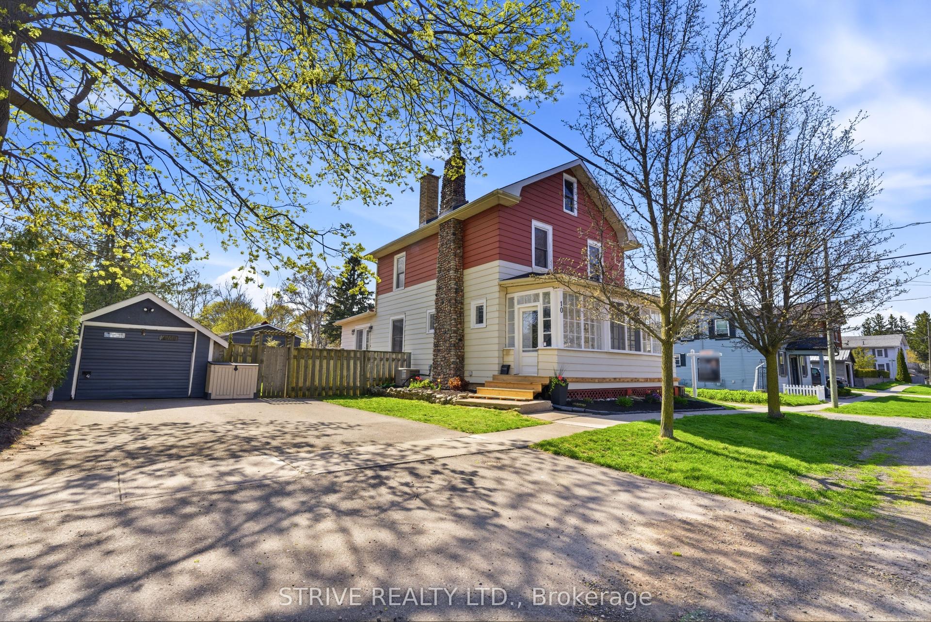 10 Julia Street — photo 1