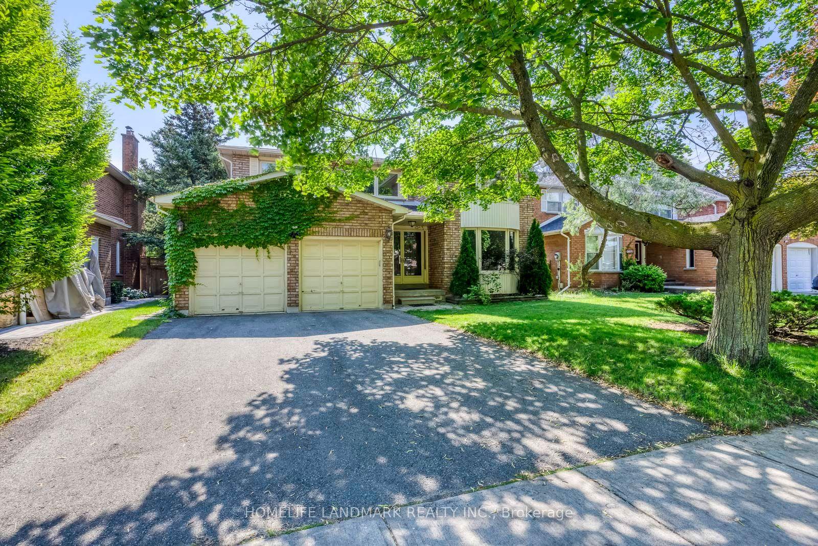 1237 Beechgrove Crescent, Oakville — Detached for sale, photo 1