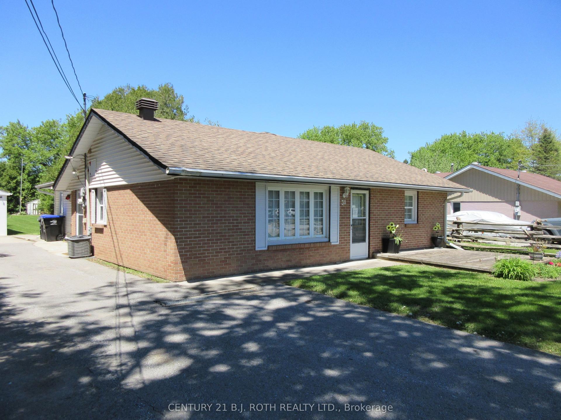 31 River Drive — photo 1