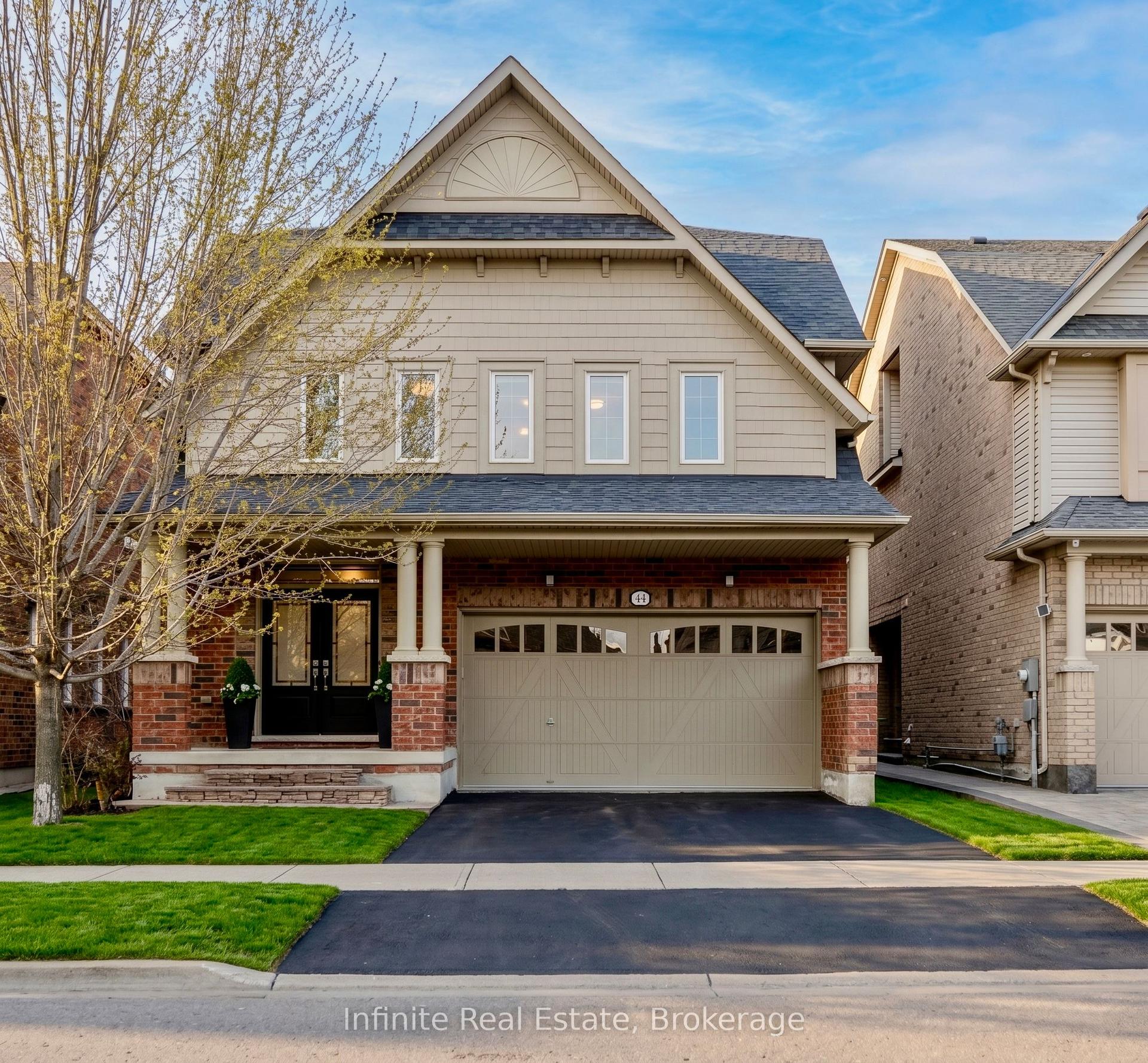 44 Fawnridge Road — photo 1