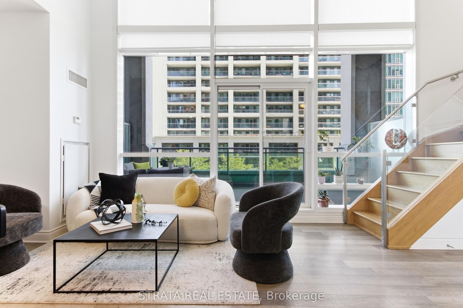 16 Brookers Lane 206 #206, Toronto — Condo for sale, photo 1