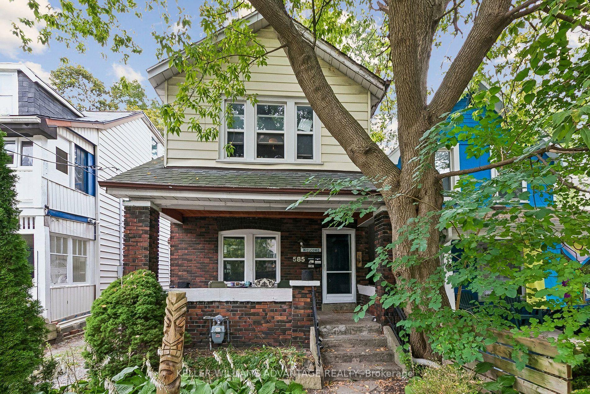 585 Woodbine Avenue Main & 2nd #Main & 2nd, Toronto — Detached for lease, photo 1