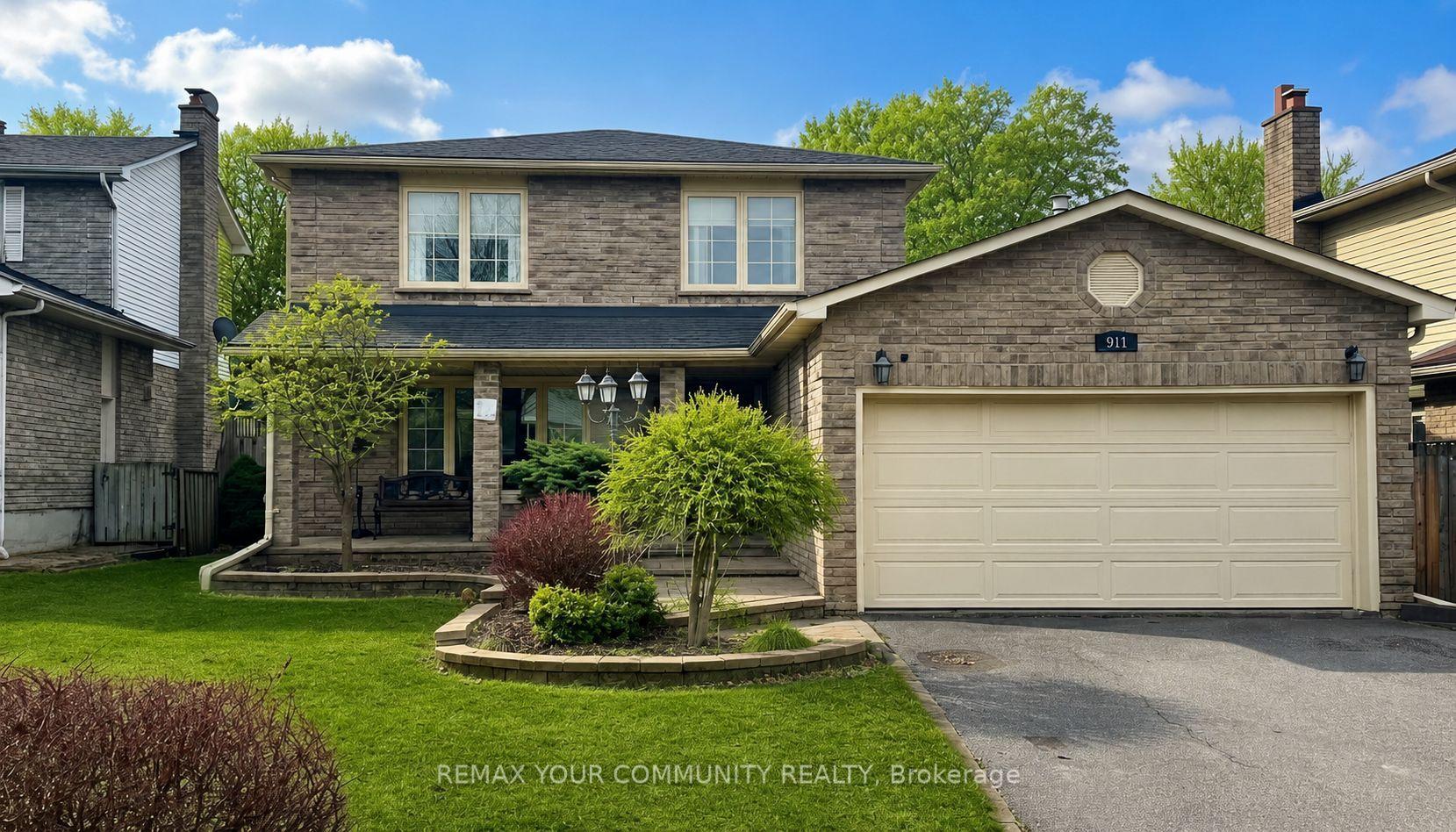 911 Ferndale Crescent — photo 1