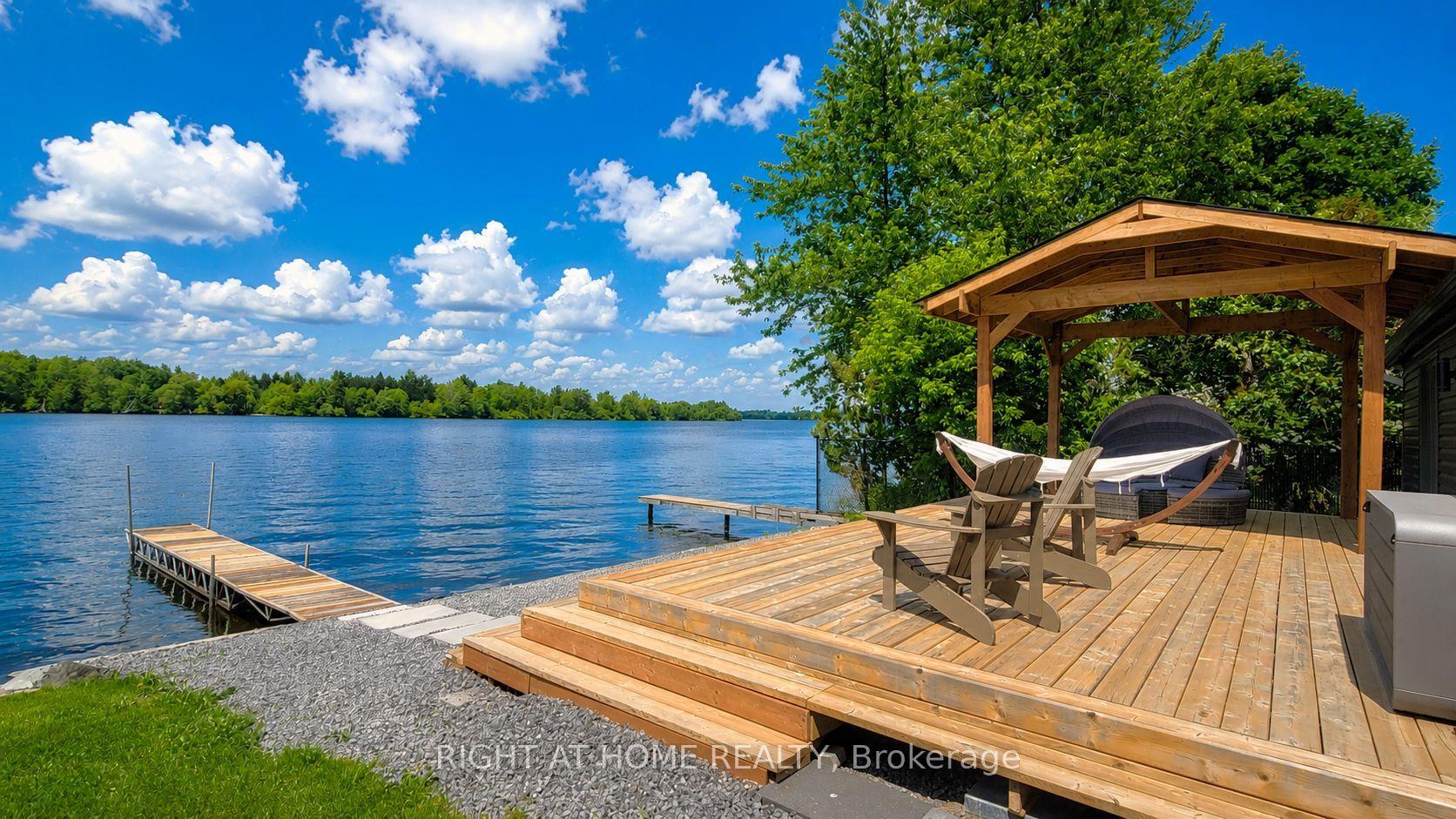 3858 Rideau River Road — photo 1