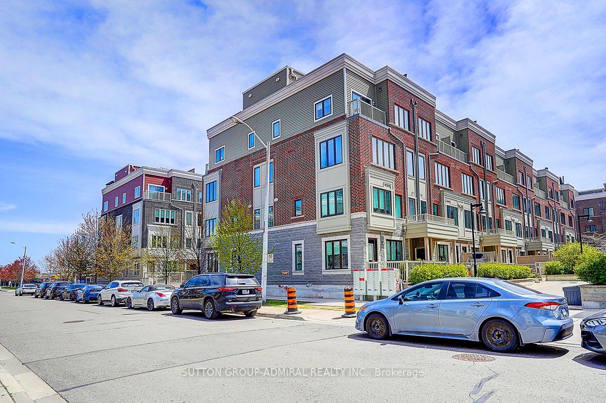 85 Eastwood Park Gardens 18 #18, Toronto — Condo Town for lease, photo 1