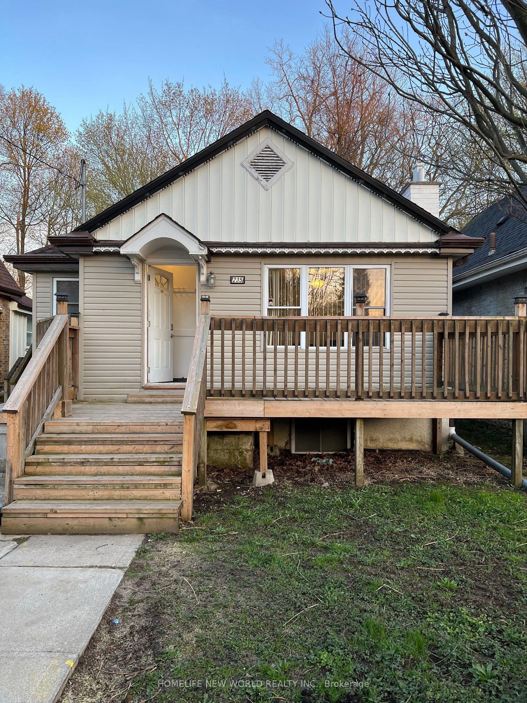 235 Bernard Avenue — photo 1