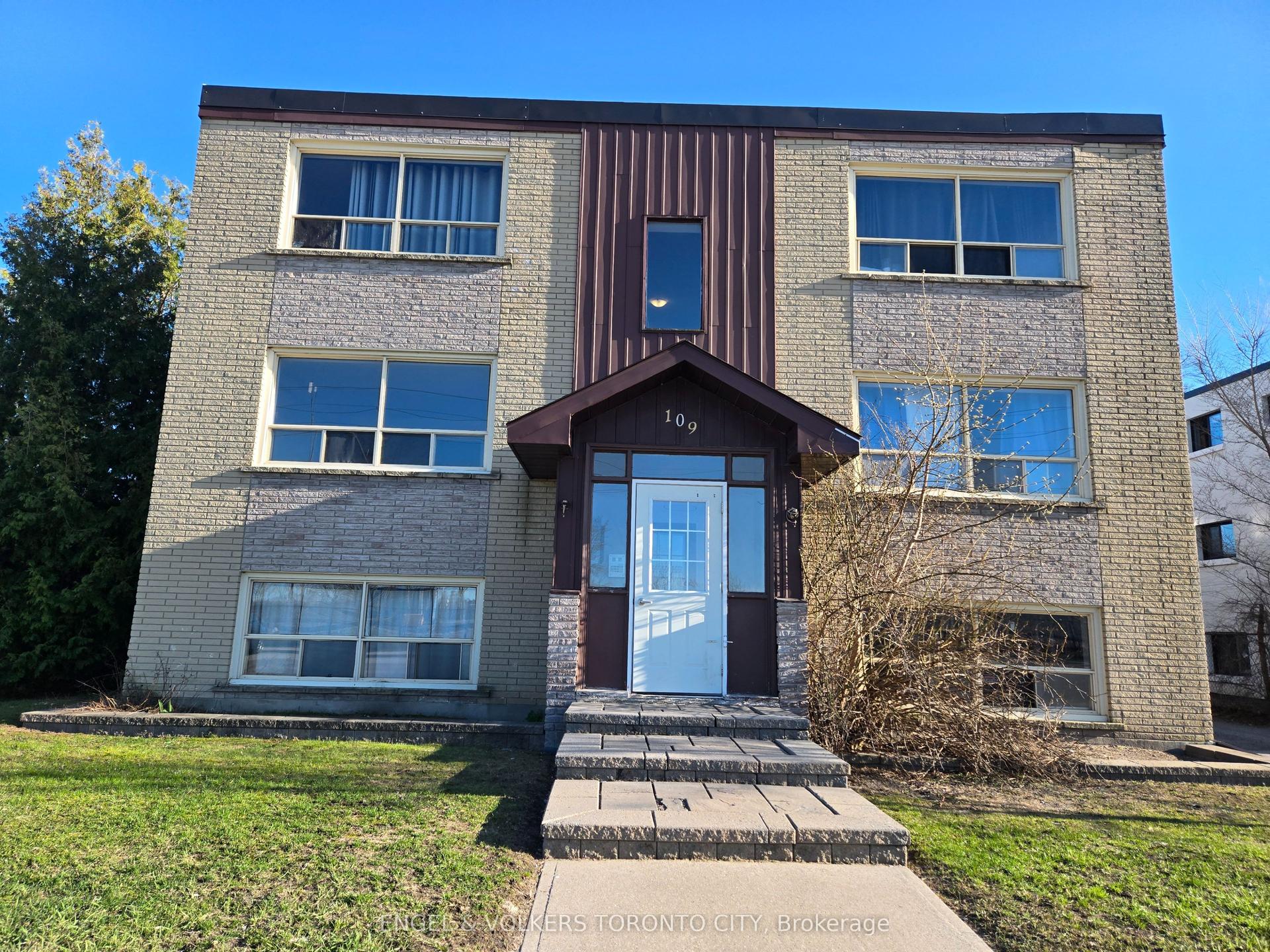 109 Gowan Street 201 #201 — photo 1