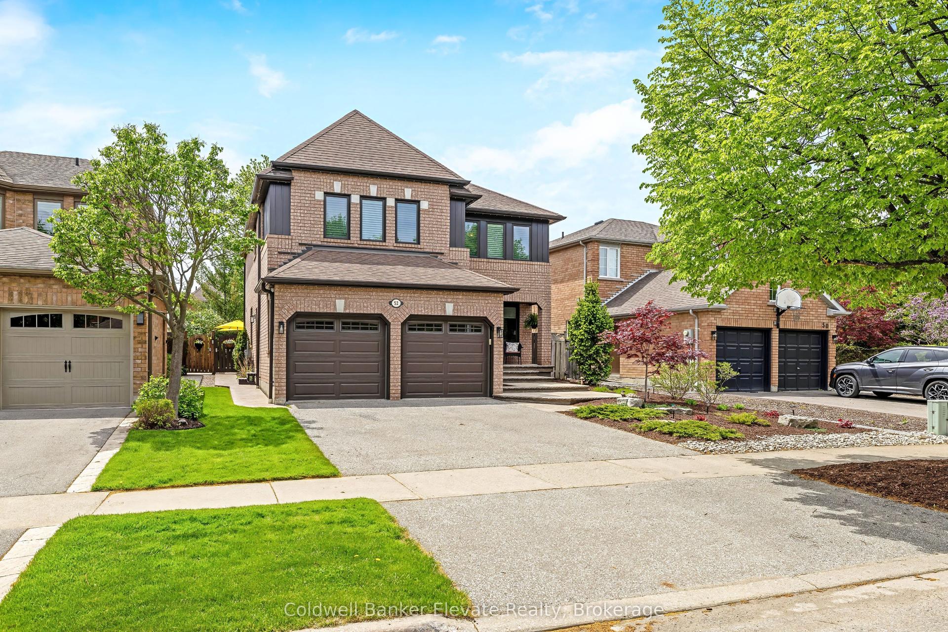 52 Curry Crescent — photo 1