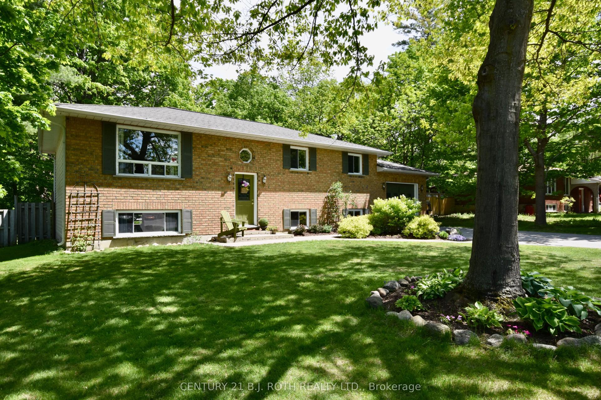 3861 East Street — photo 1