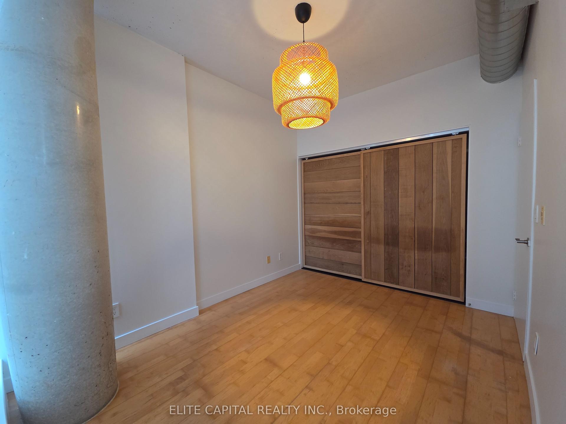 1375 Dupont Street 410 #410 — photo 1