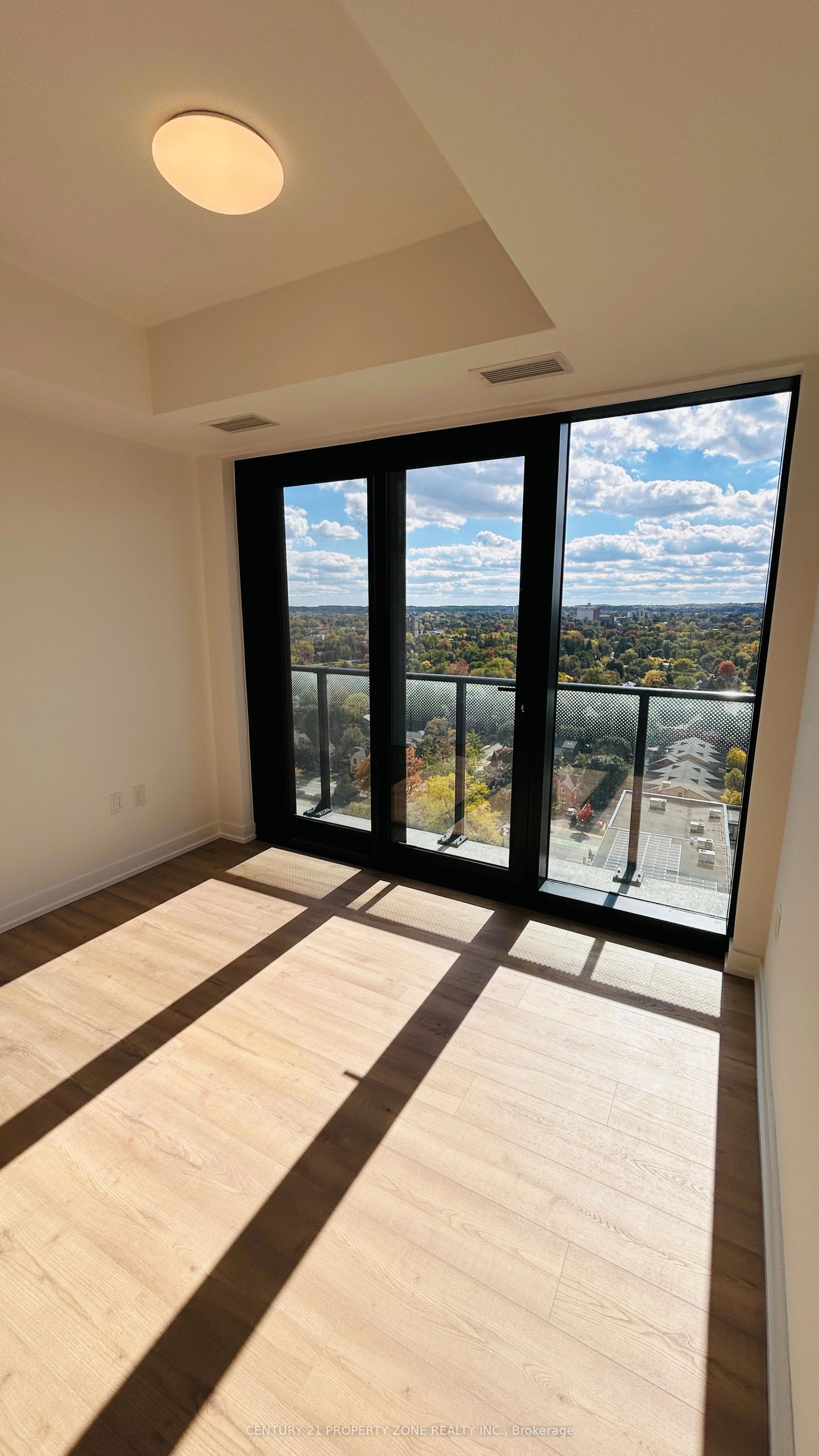 30 Francis Street S 1802 #1802, Kitchener — Condo for lease, photo 1