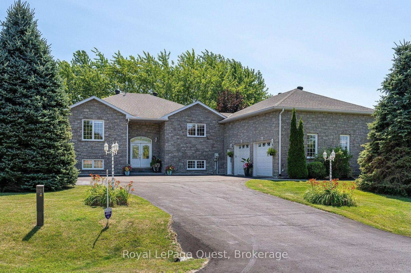 20 Rue Eric, Tiny — Detached for sale, photo 1