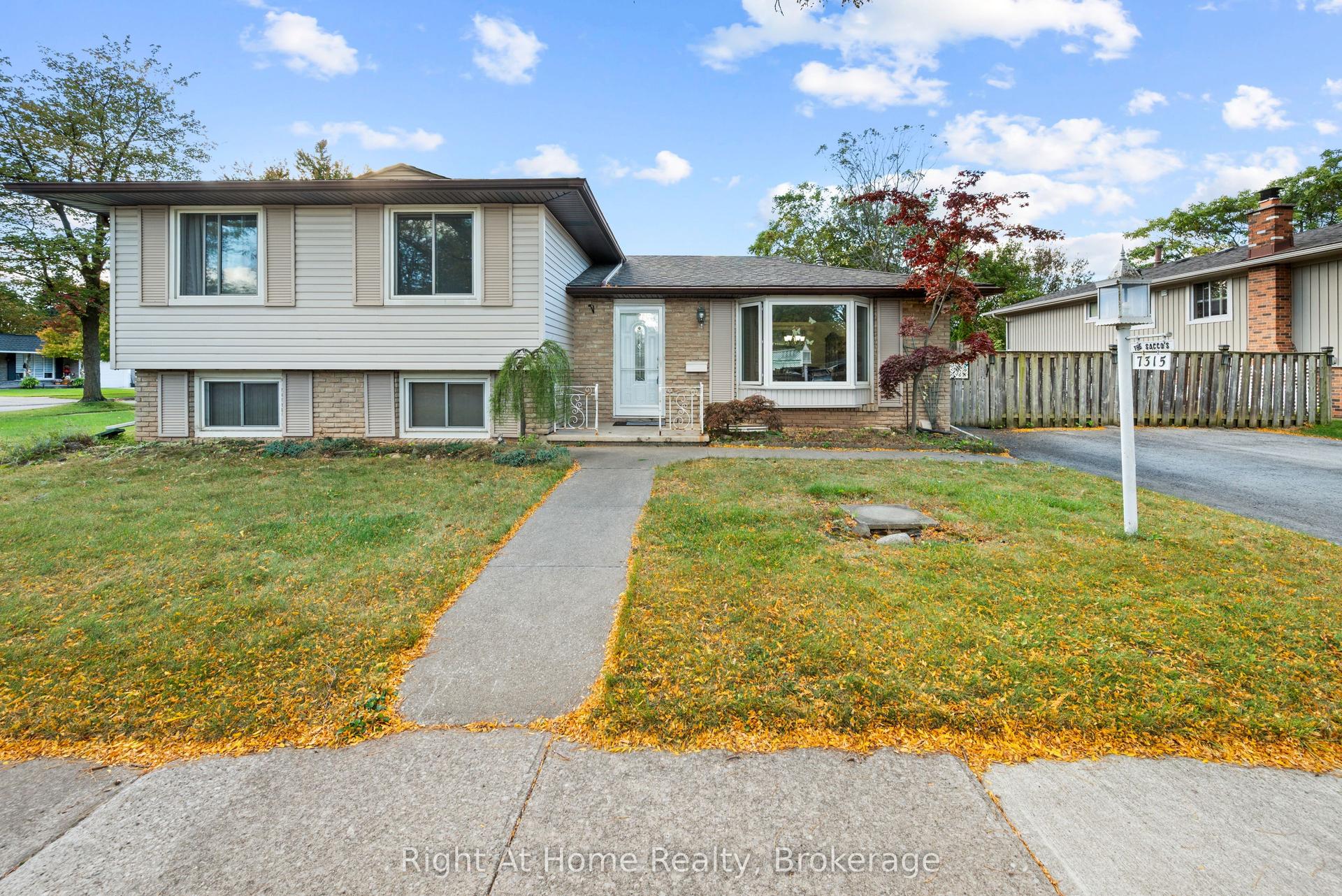 7315 FREEMAN Street Main #Main, Niagara Falls — Detached for lease, photo 1