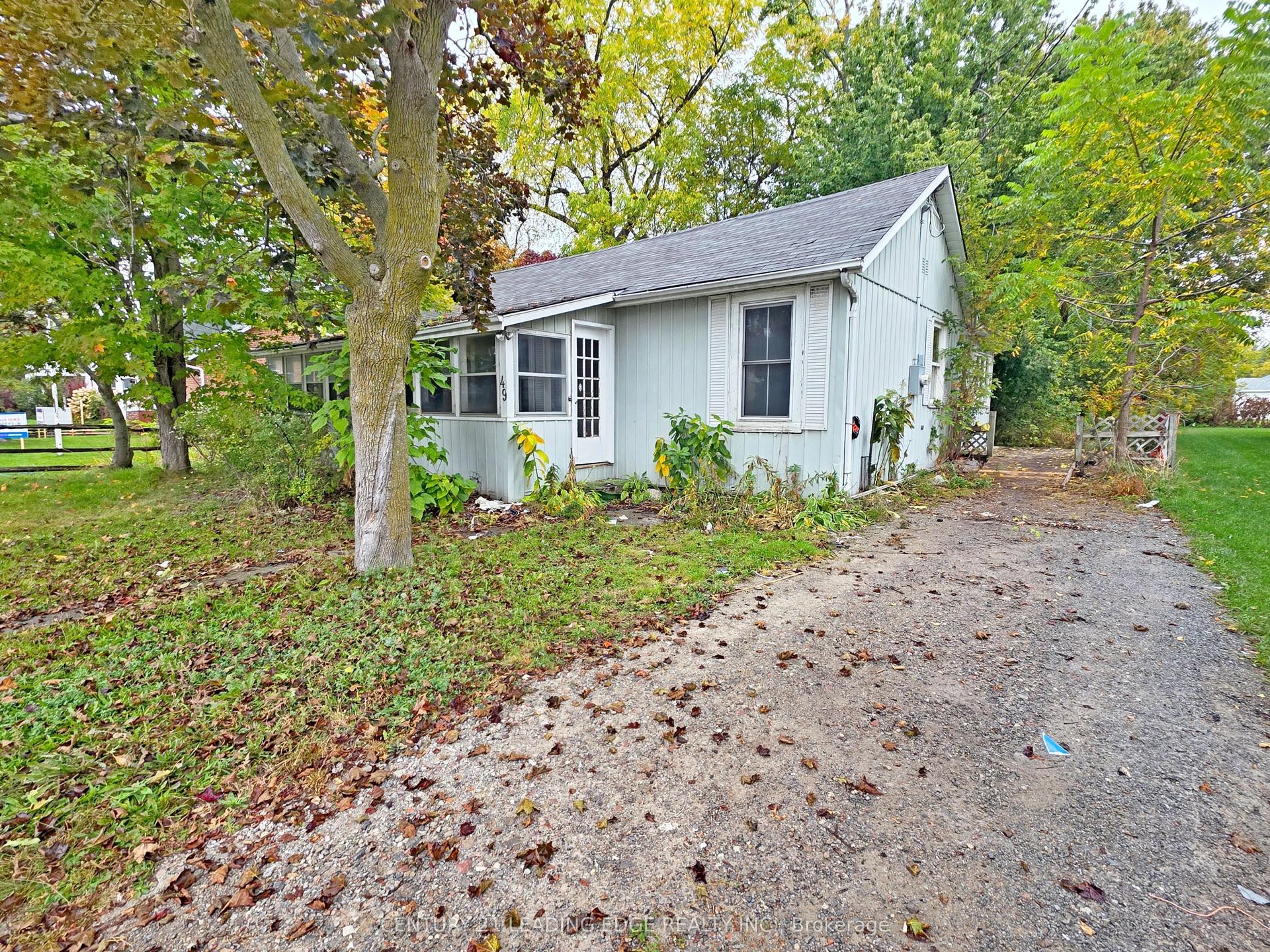 49 High Street, Georgina — Detached for sale, photo 1