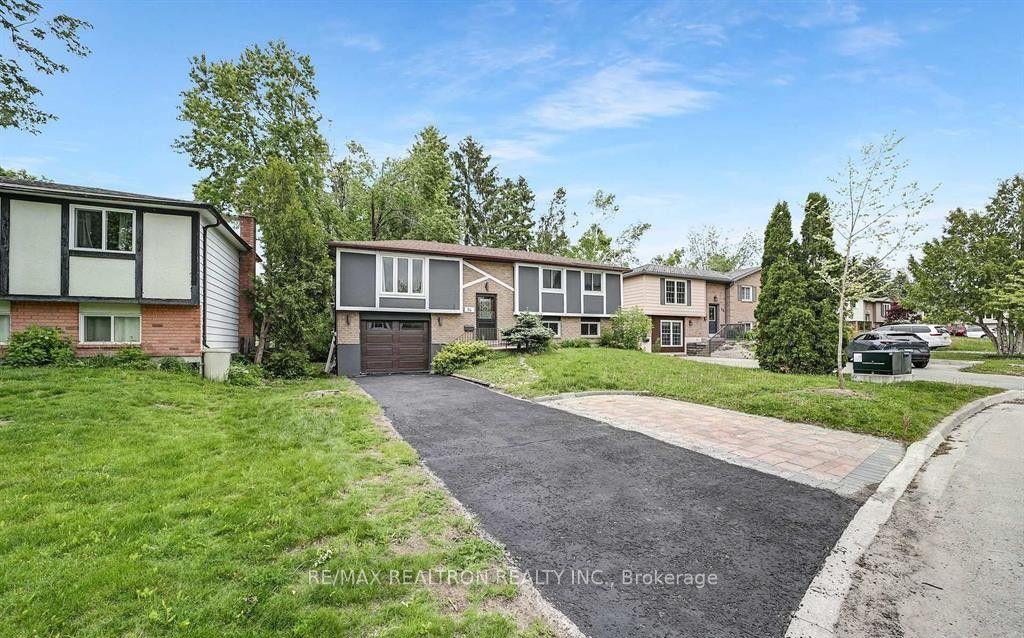 14 Chippawa Court, Barrie — Detached for sale, photo 1