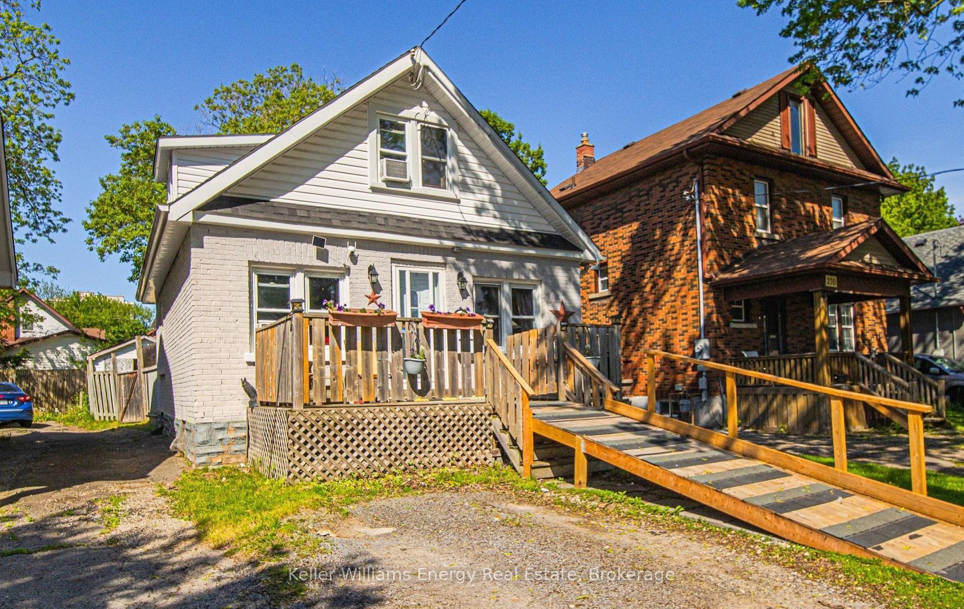 266 Division Street, Oshawa — Detached for sale, photo 1