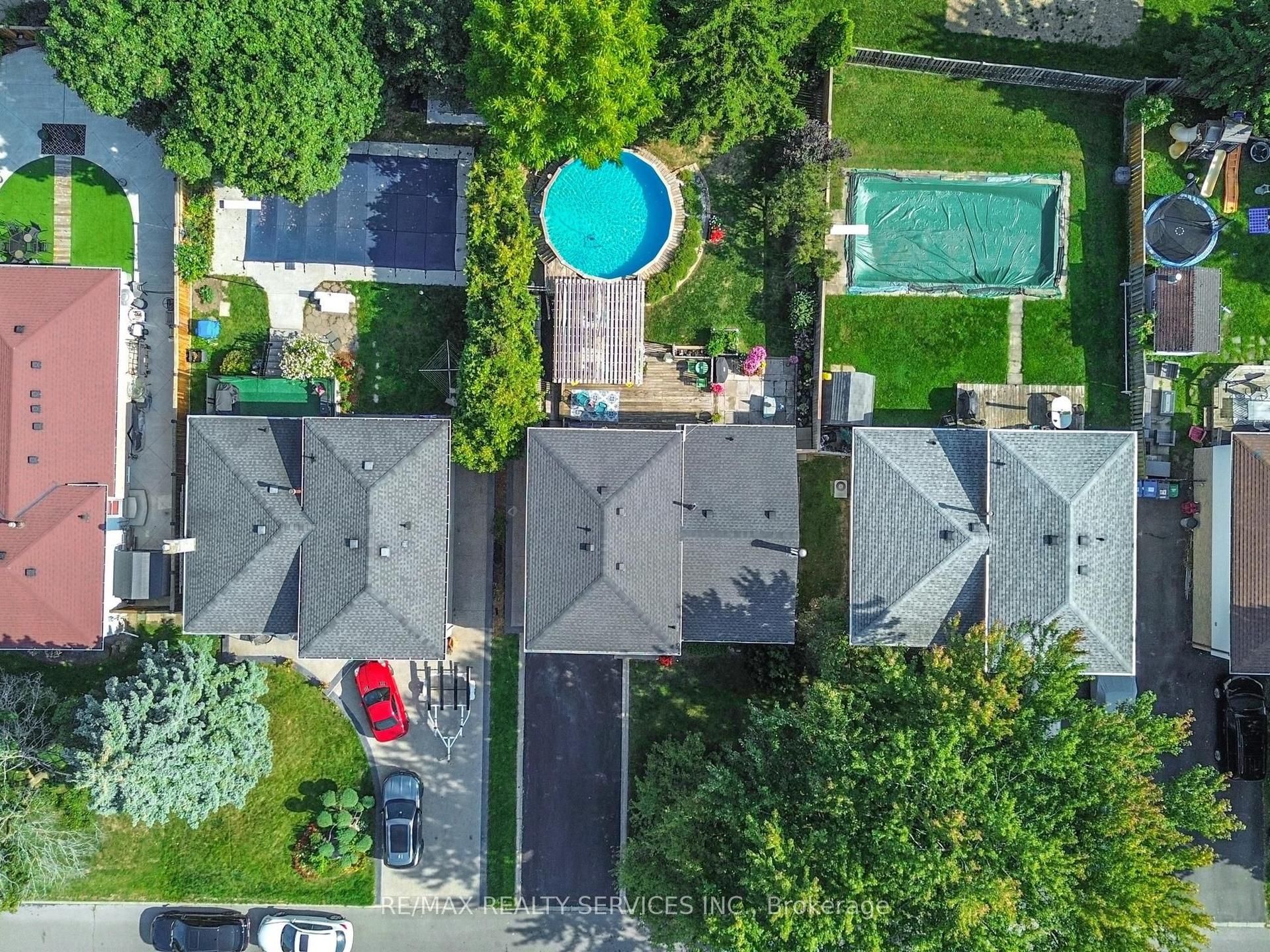 16 Grassington Crescent, Brampton — Detached for sale, photo 1