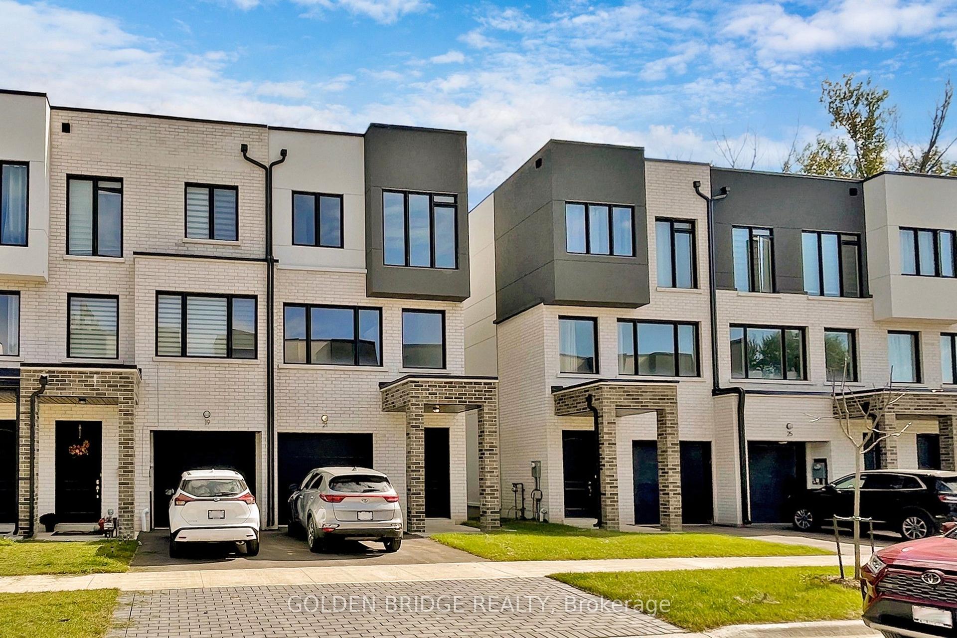 21 Persica Street, Richmond Hill — Townhouse for sale, photo 1