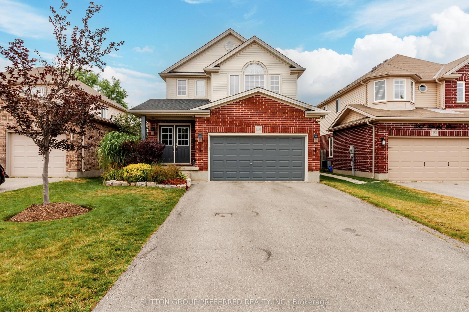 1190 Silverfox Drive, London North — Detached for sale, photo 1
