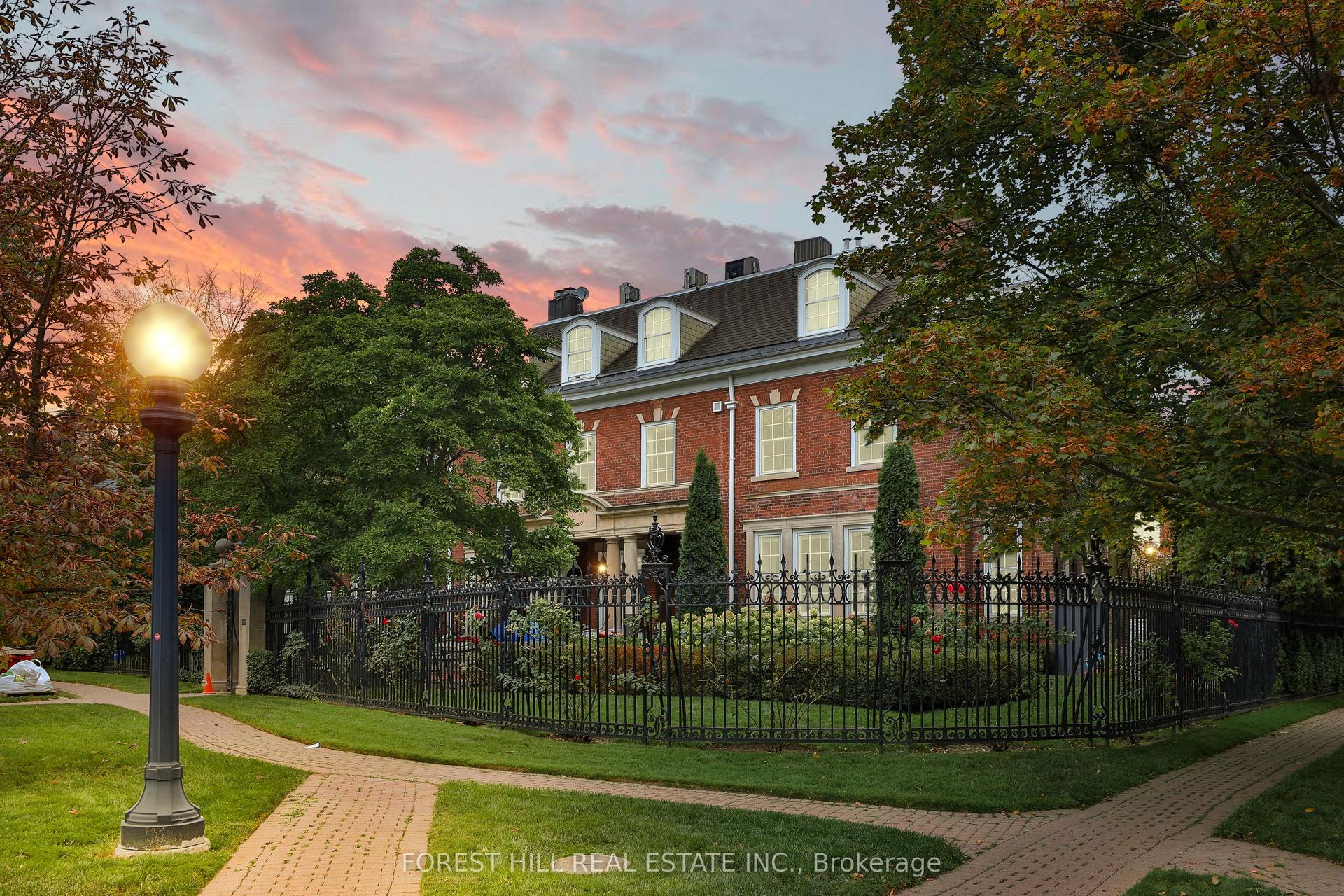 1 Chestnut Park PH #PH, Toronto — Condo for sale, photo 1