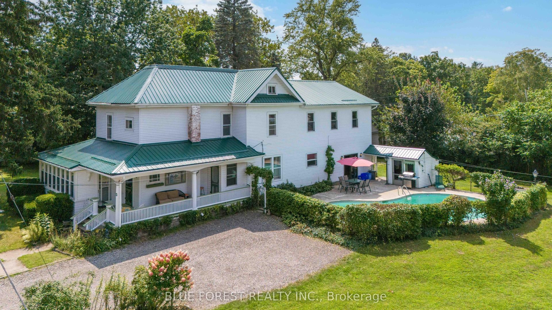 13 Victoria Street — photo 1