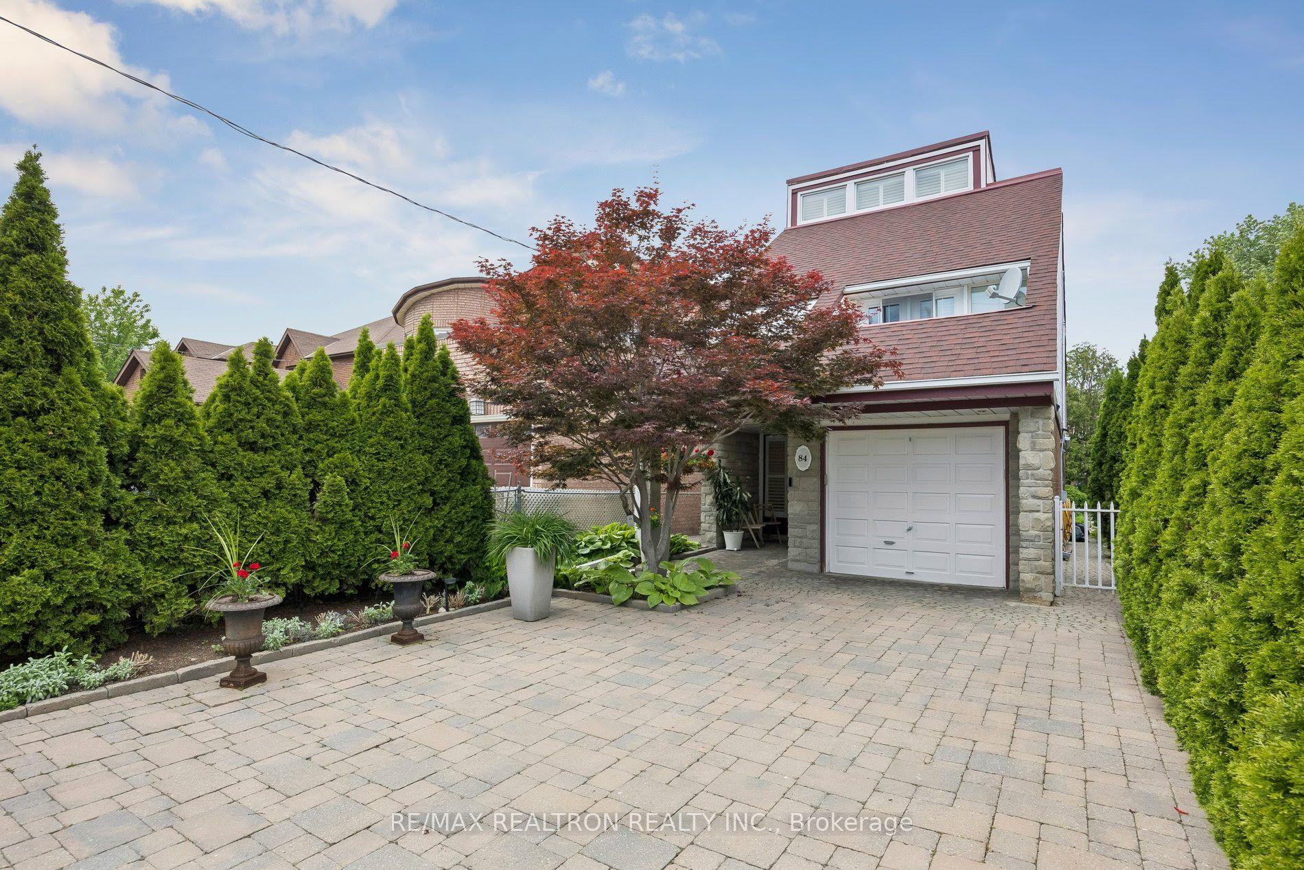 84 Connaught Avenue — photo 1