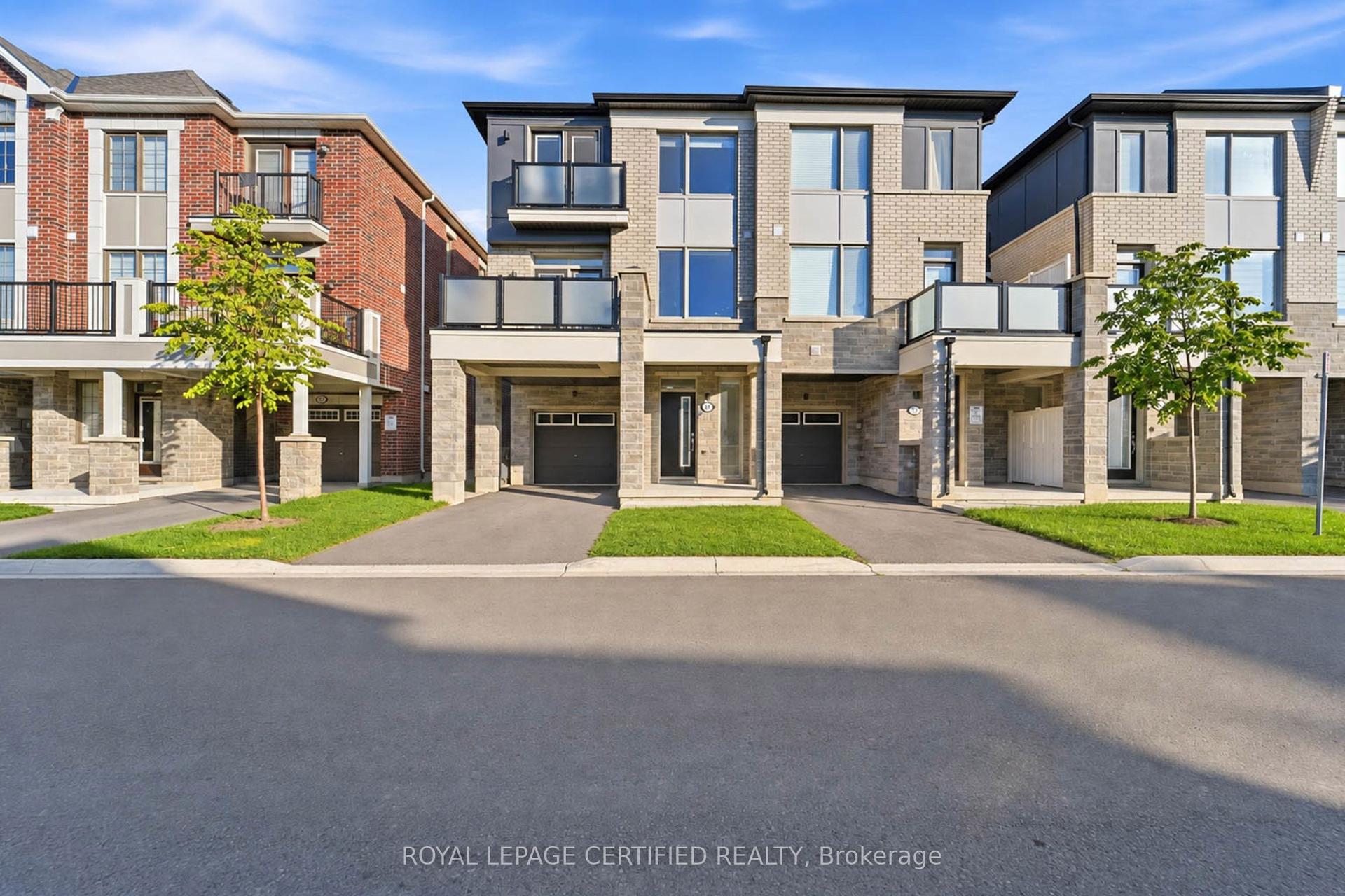 57 Keppel Circle, Brampton — Townhouse for lease, photo 1