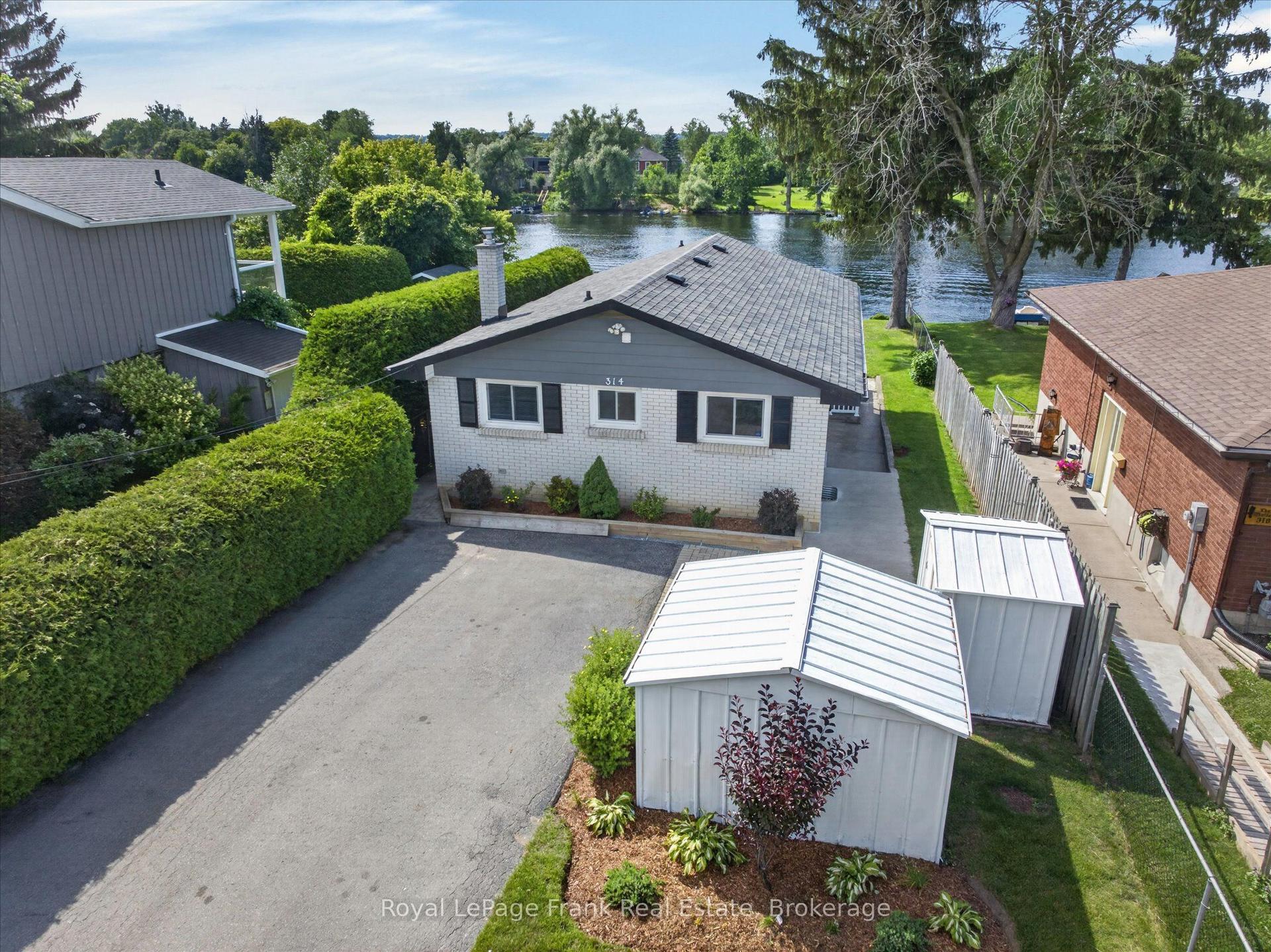314 Sherin Avenue, Peterborough — Detached for sale, photo 1