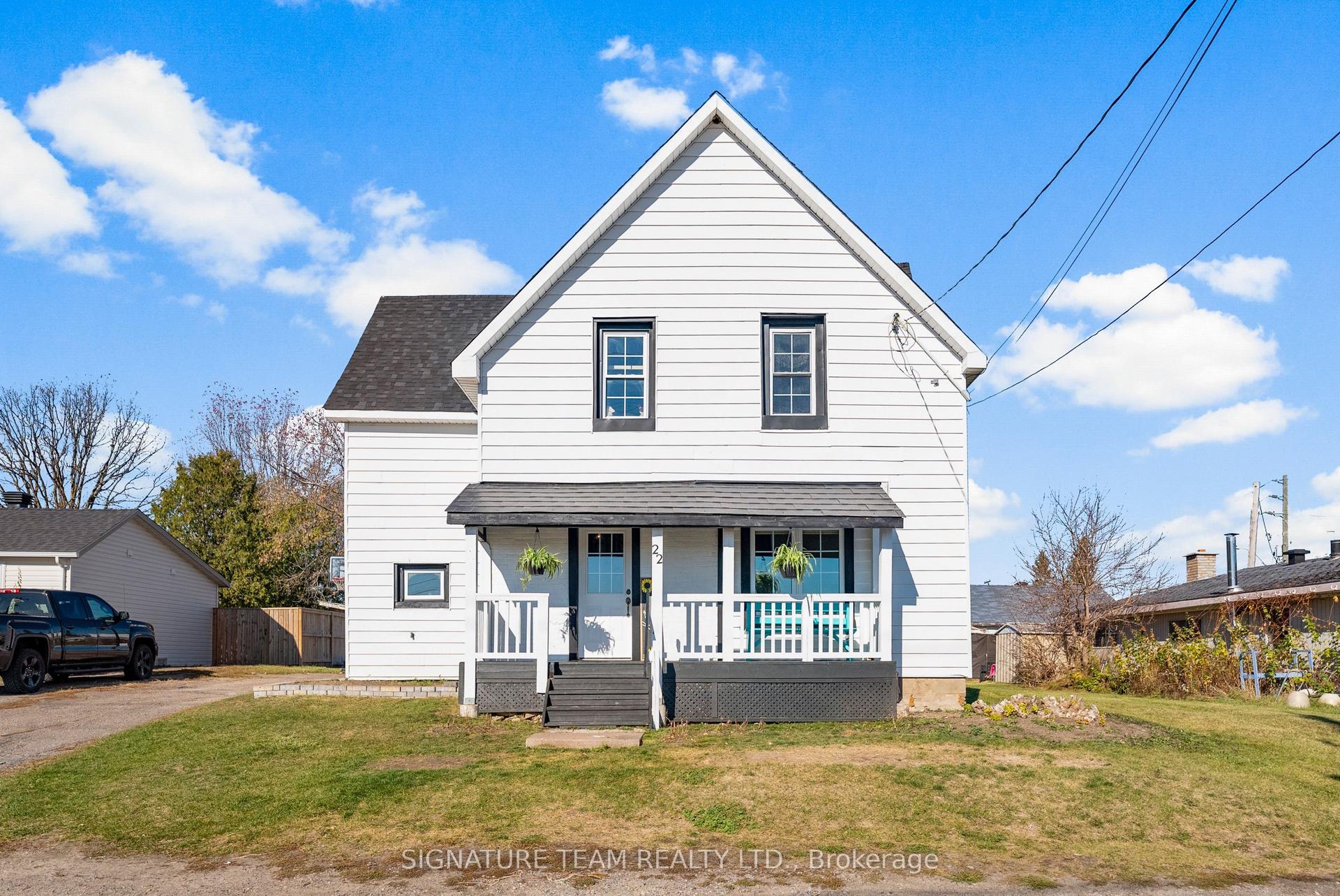 22 Astrolabe Road — photo 1