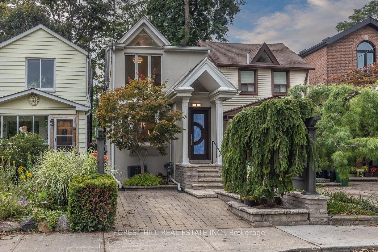 8 Wiley Avenue, Toronto — Detached for sale, photo 1