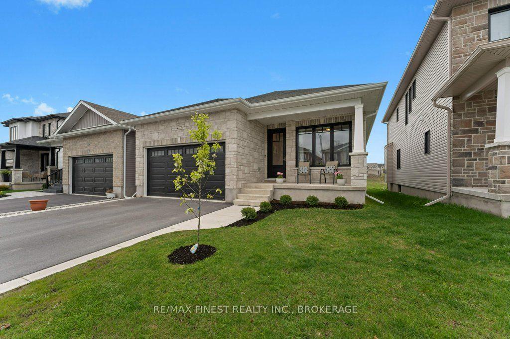 2772 Delmar Street — photo 1