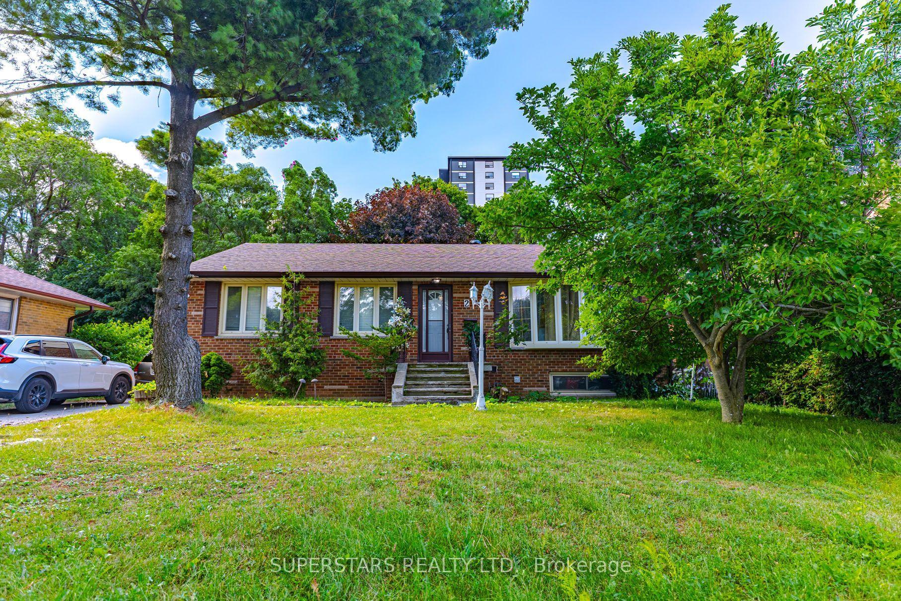 23 Dunelm Street, Toronto — Detached for sale, photo 1
