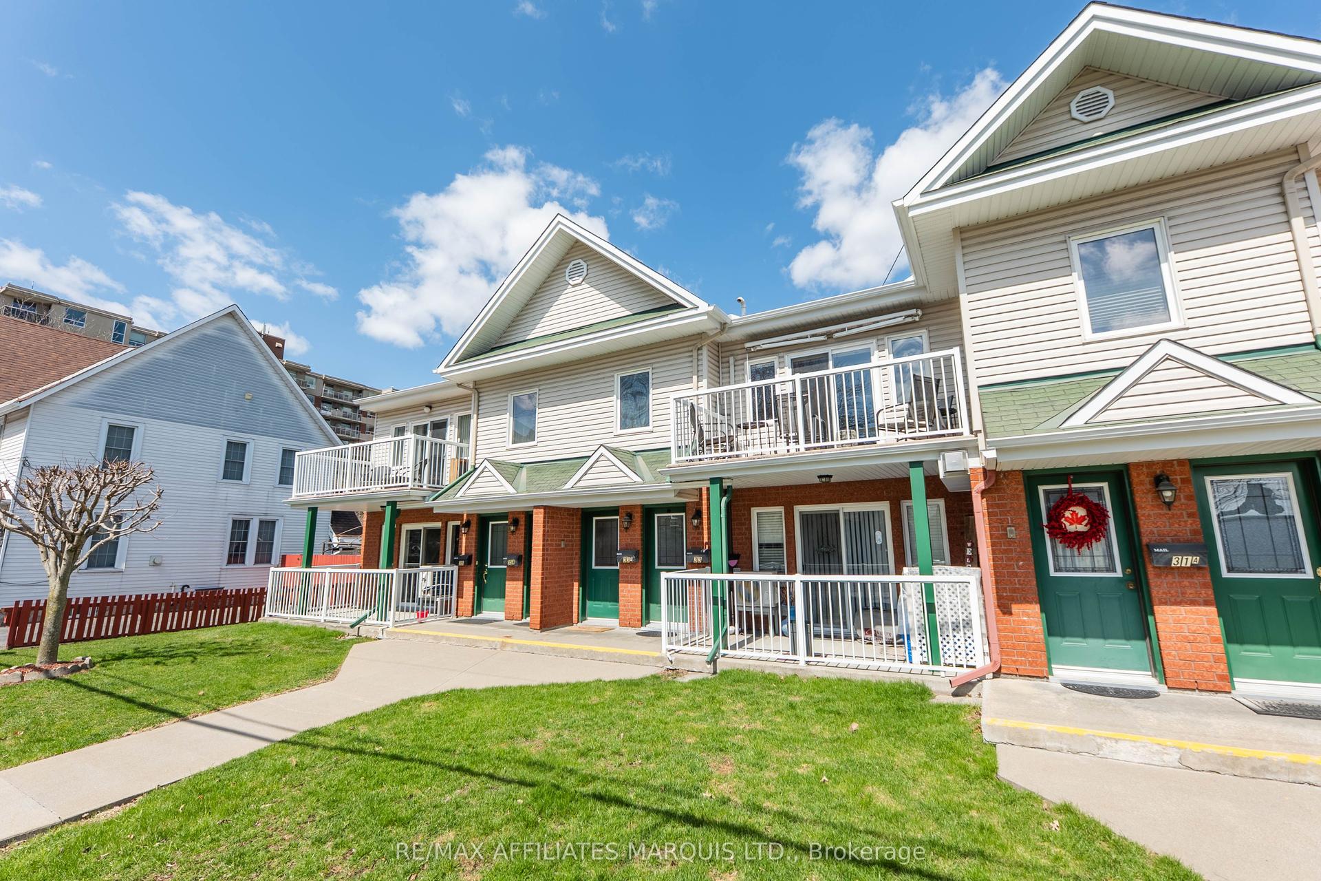 33 First Street W 5 #5 — photo 1