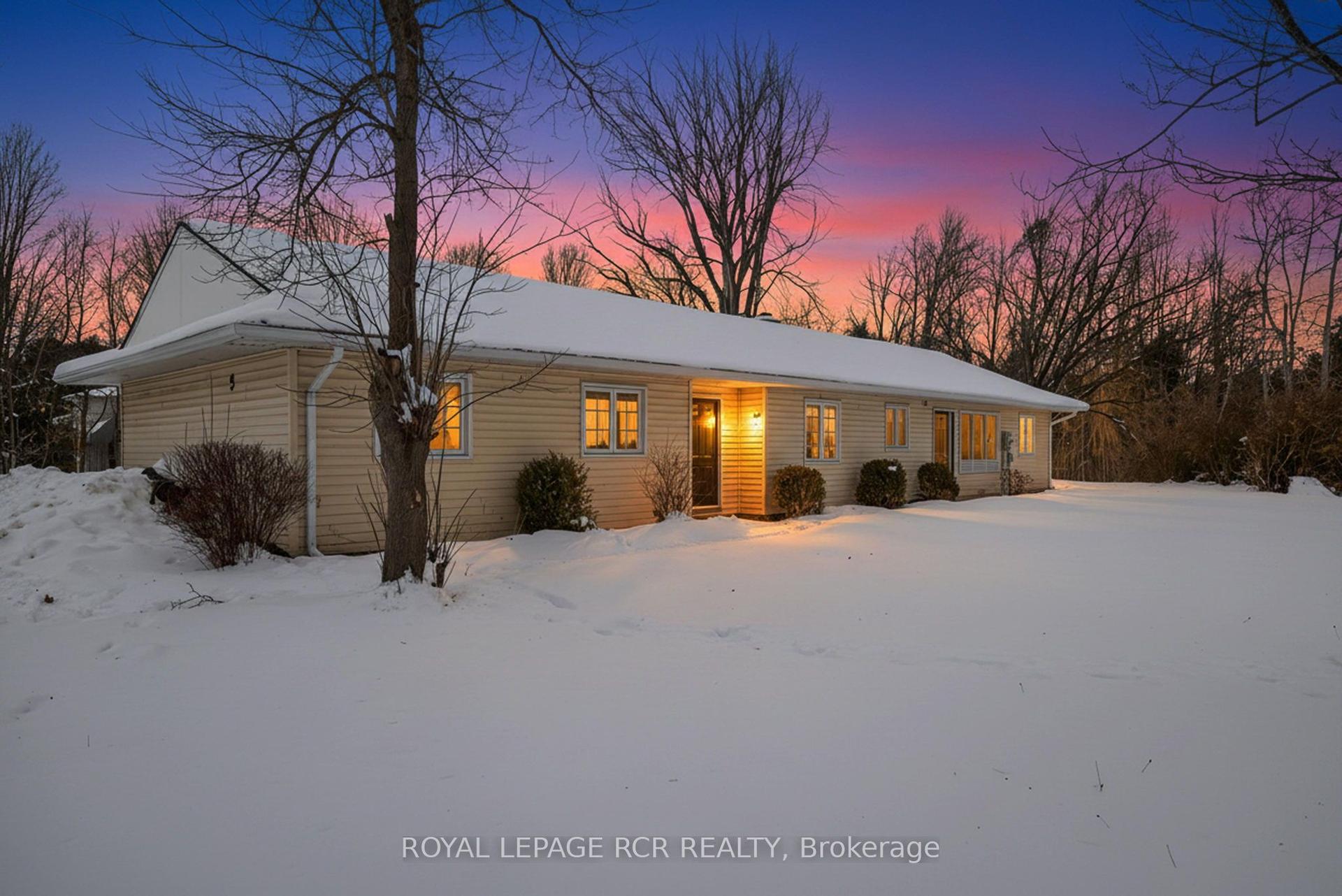 3 Starrview Crescent — photo 1