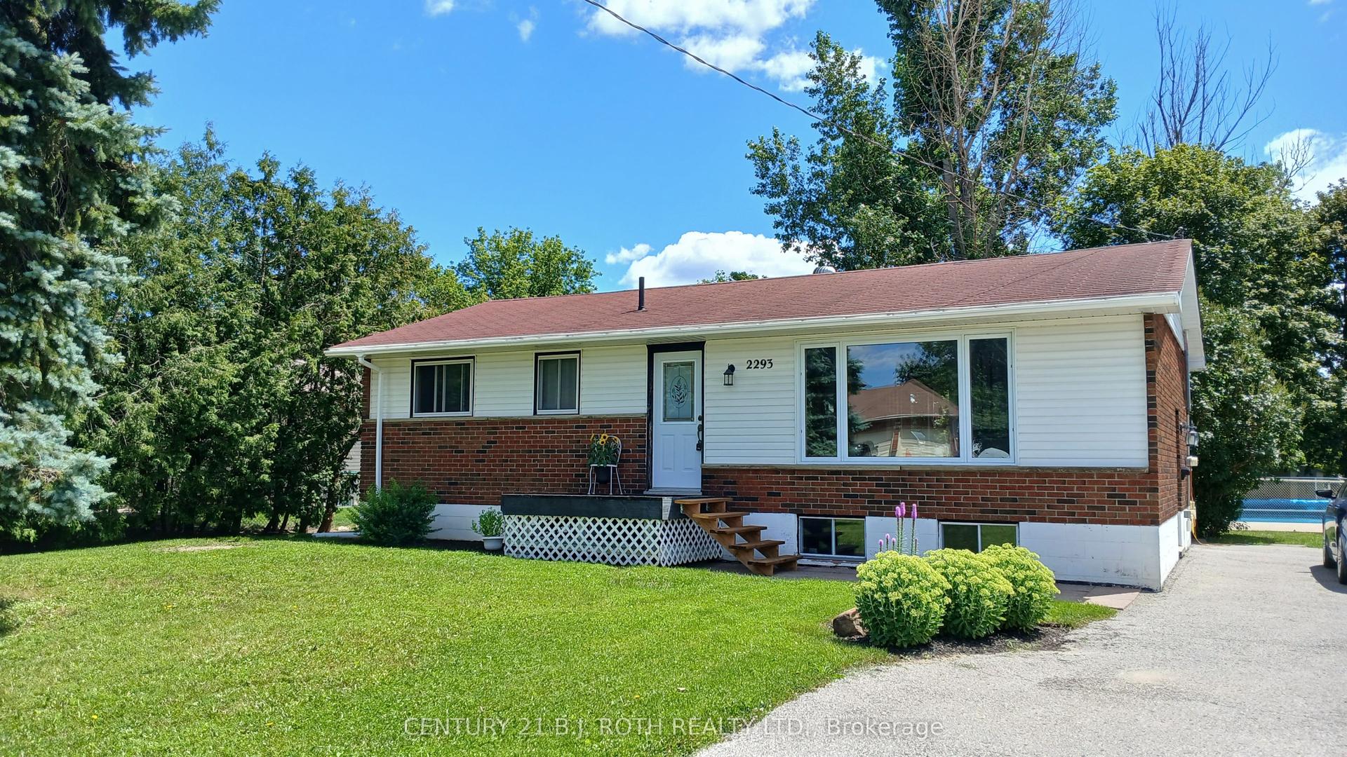 2293 Victoria Street, Innisfil — Detached for sale, photo 1