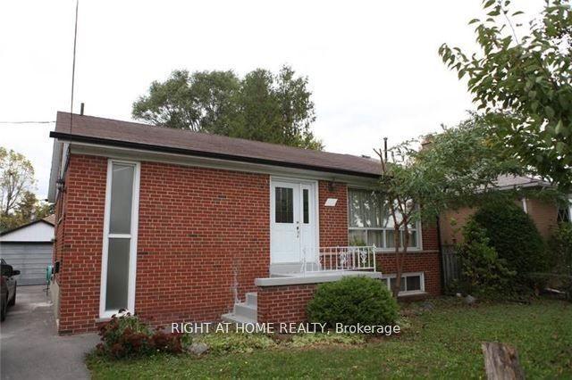 413 Fernleigh Circle S Main Floor #Main Floor, Richmond Hill — Detached for lease, photo 1